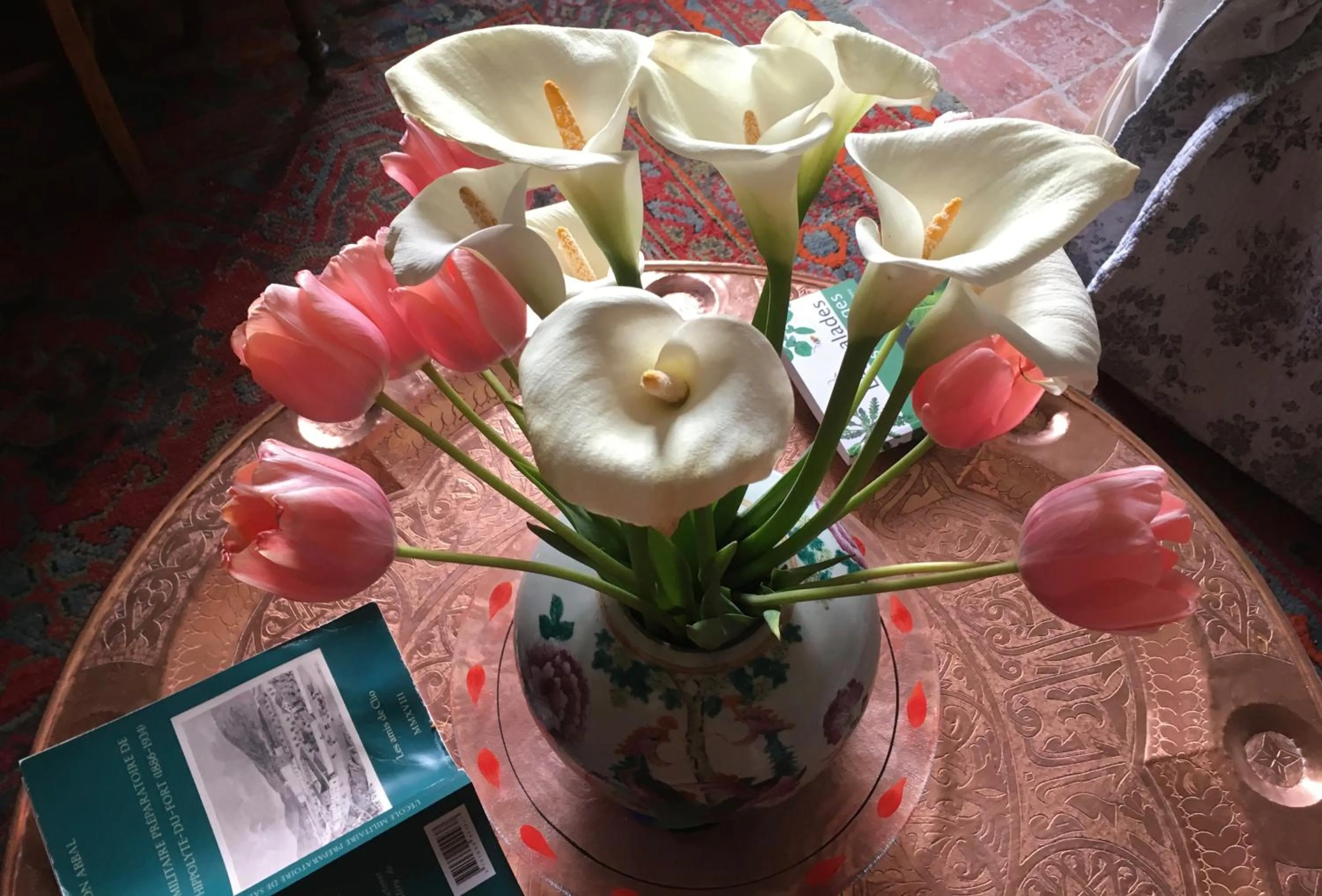 Decorative detail in Les Asphodèles Amélie