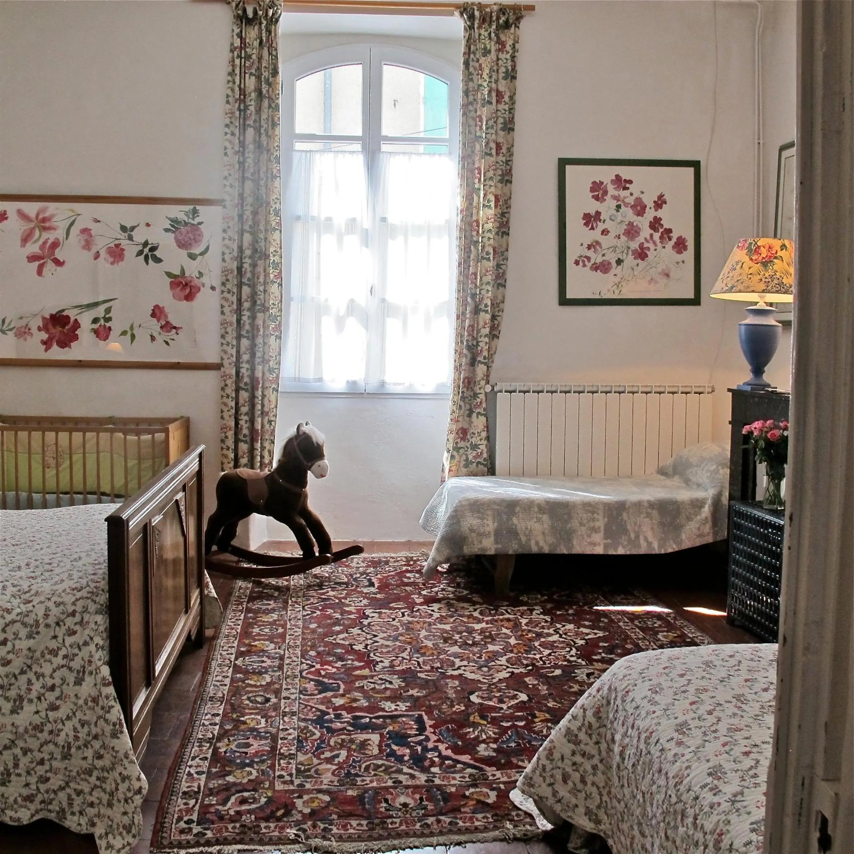 Photo of the whole room, Bed in Les Asphodèles Amélie