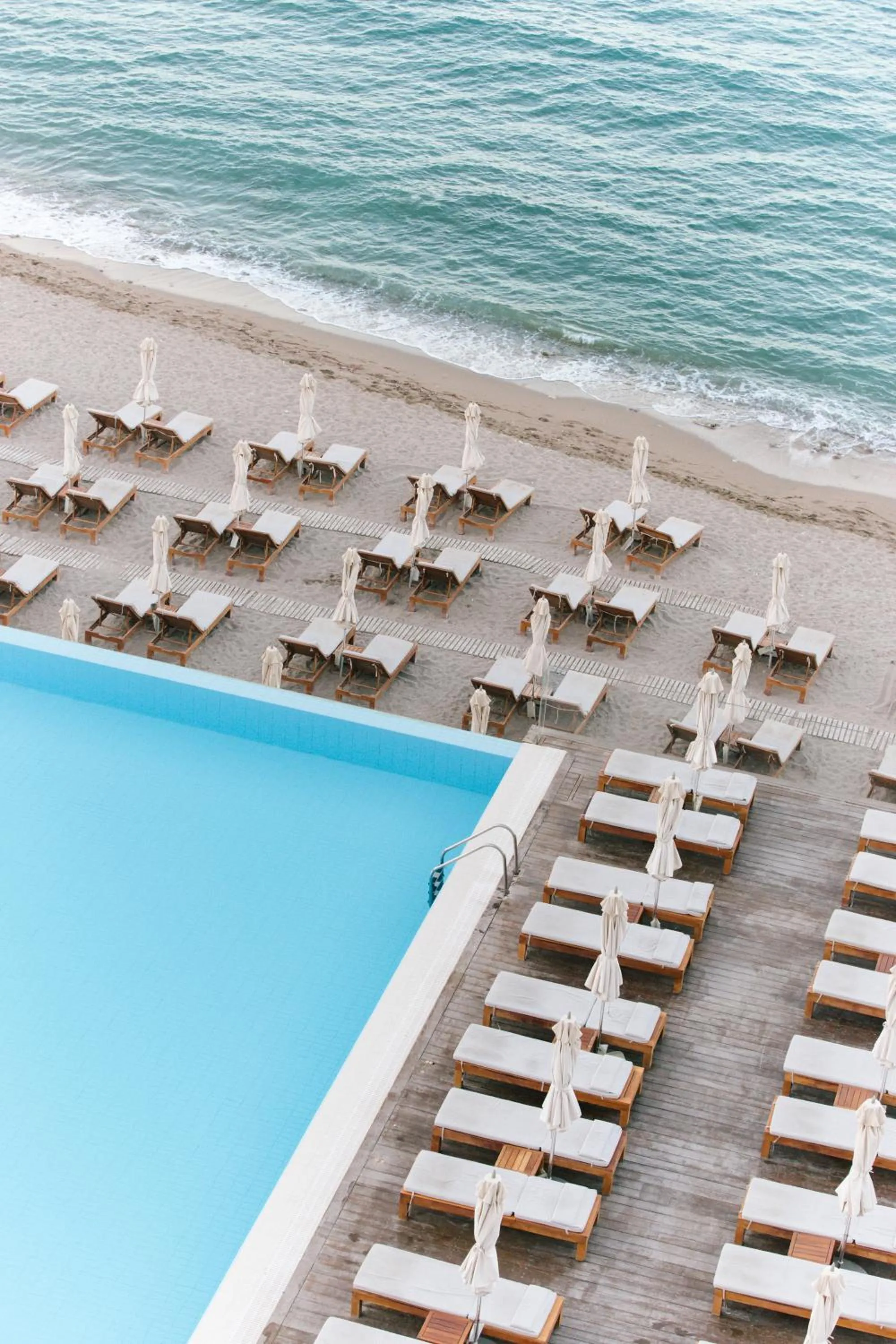 Swimming pool in Alimounda Mare Hotel