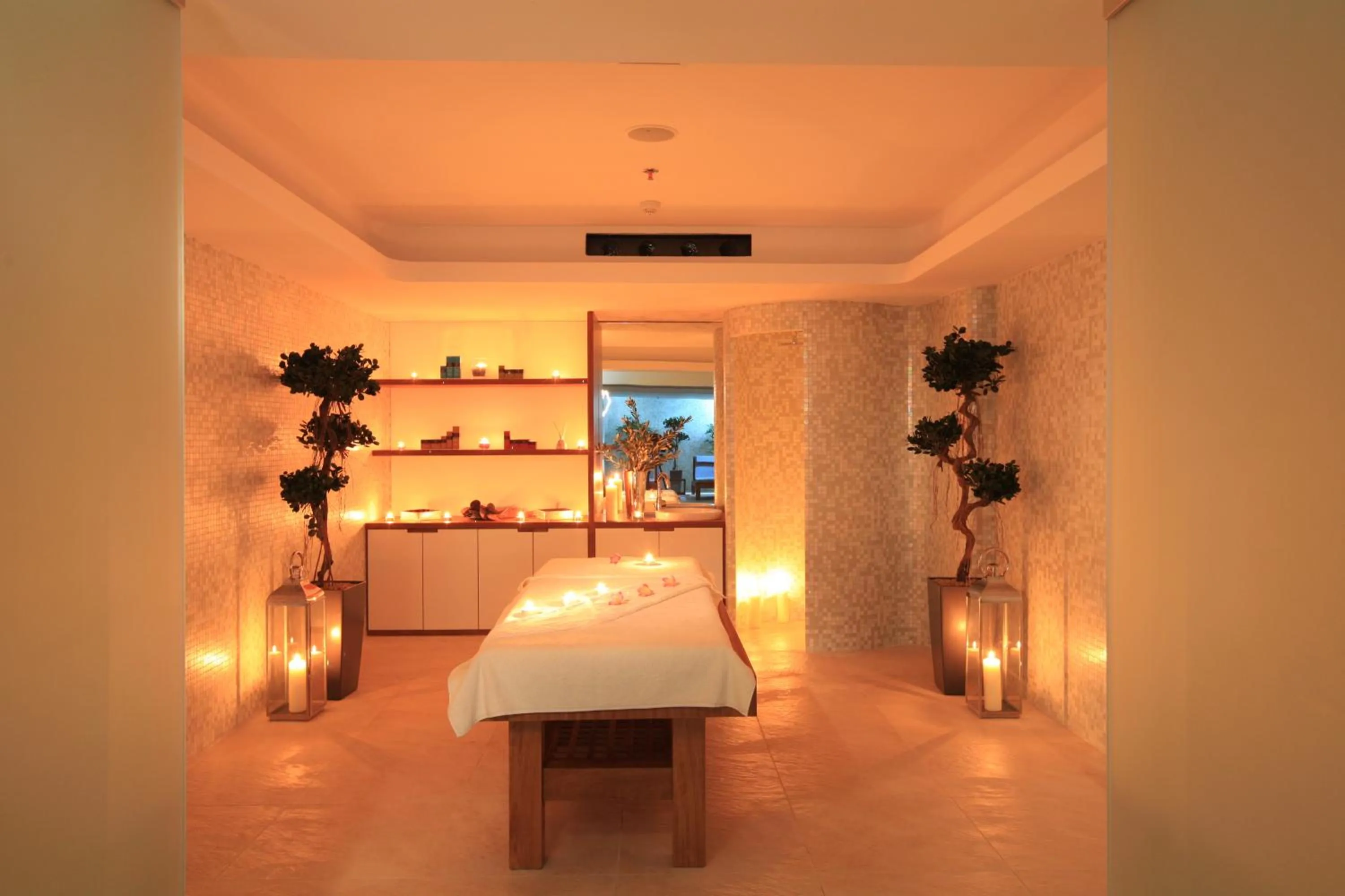 Massage in Alimounda Mare Hotel