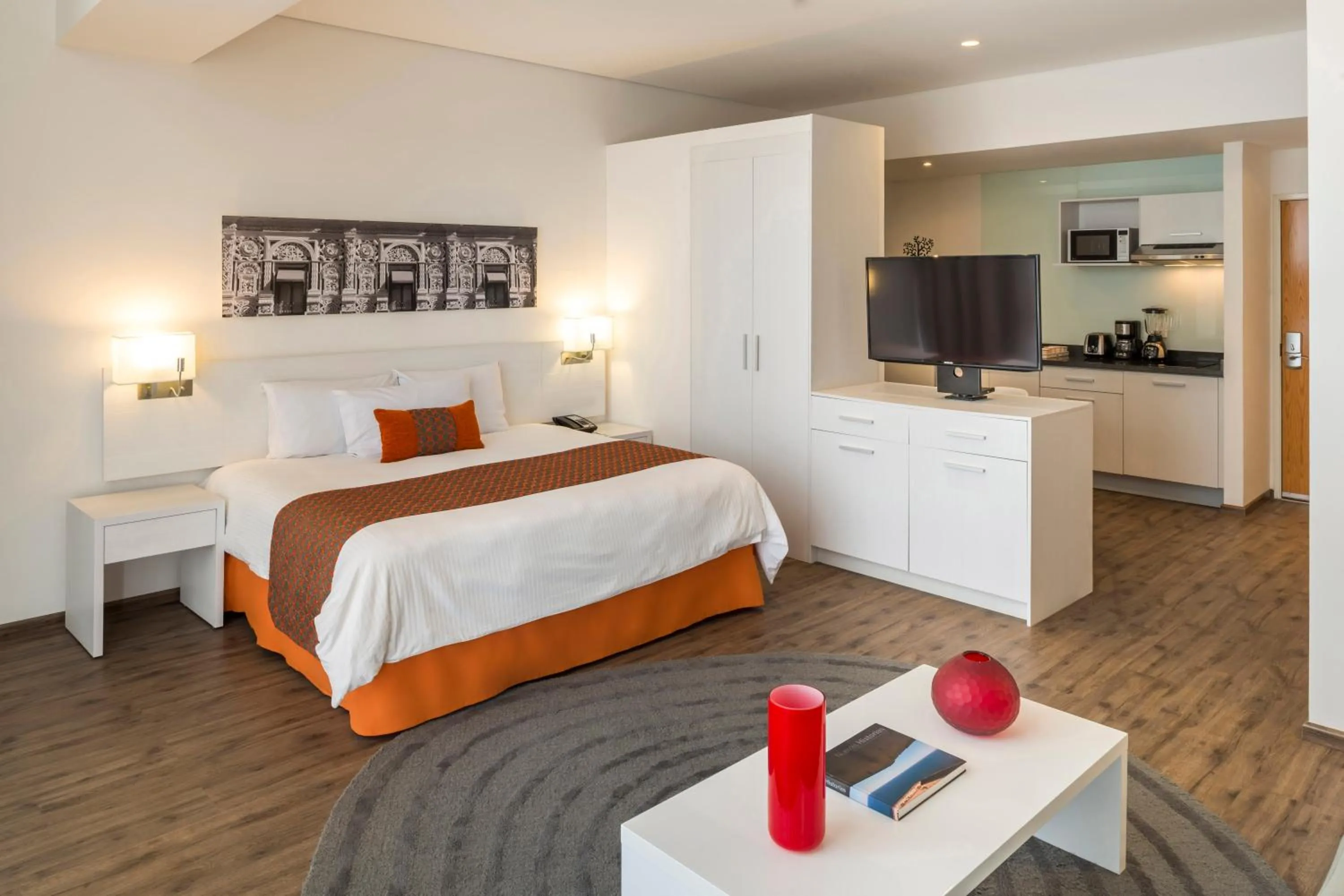 Photo of the whole room, Bed in Camino Real Puebla Angelopolis