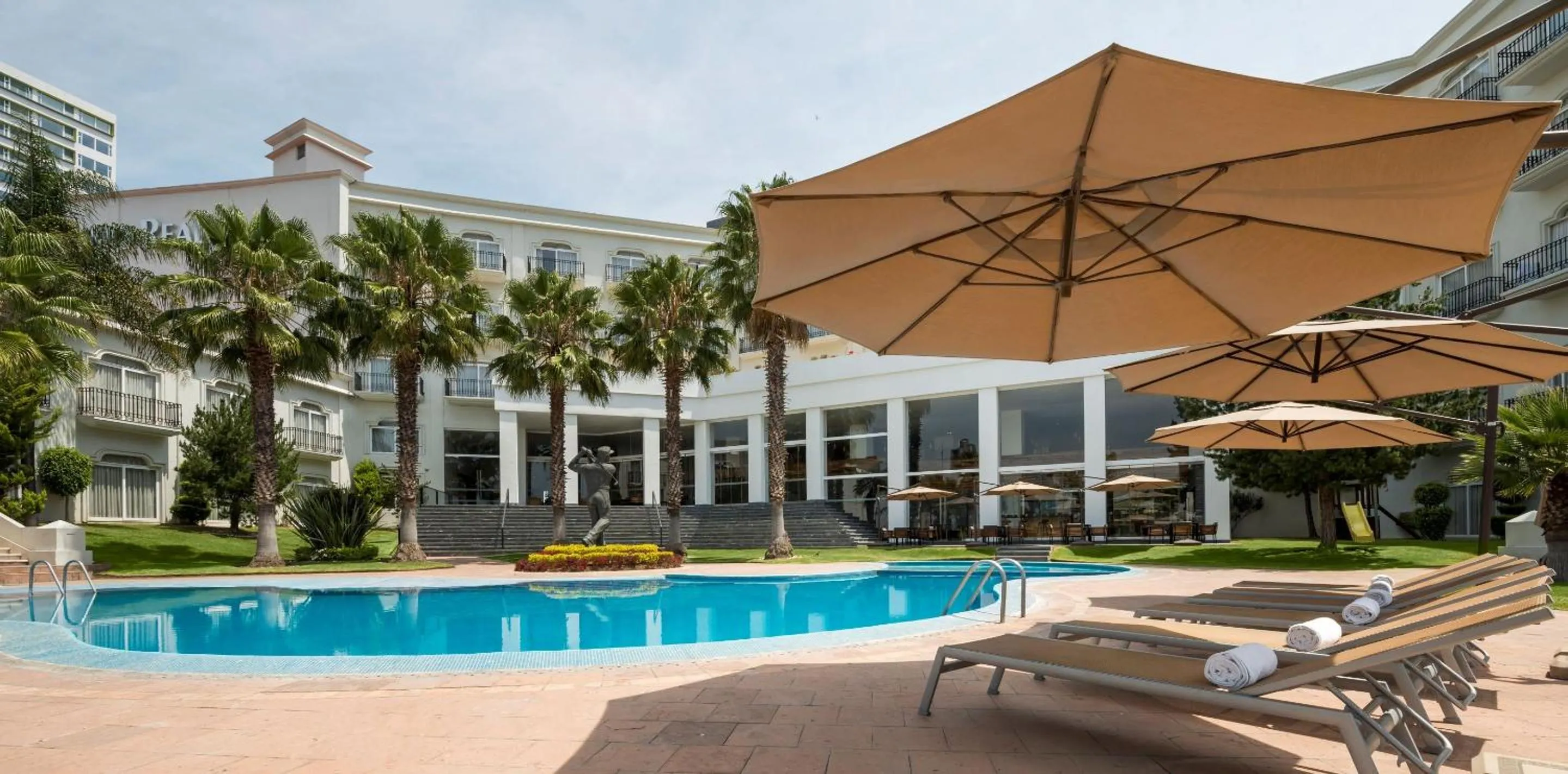 Swimming pool in Camino Real Puebla Angelopolis