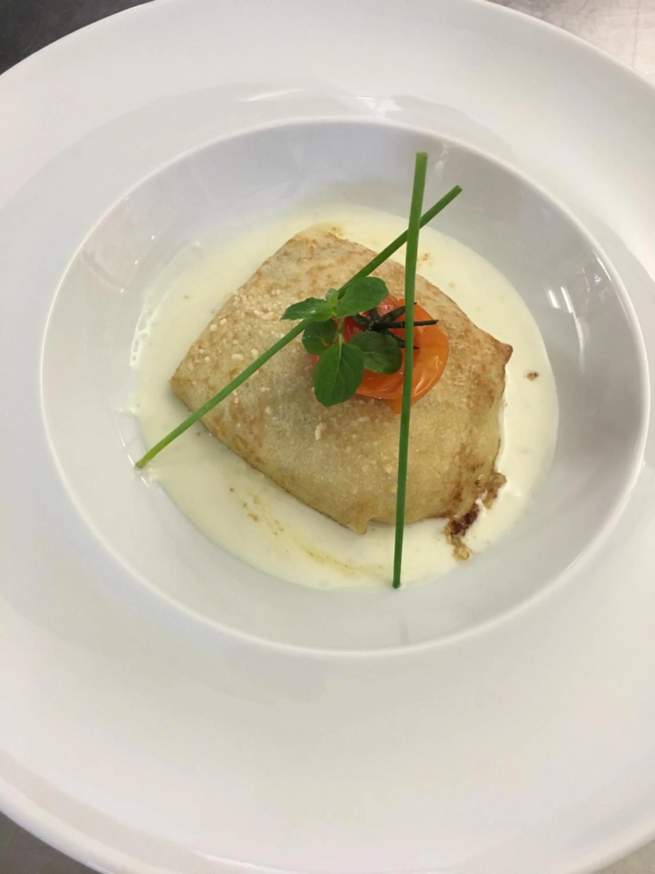 Lunch in Hotel Hollywood***S