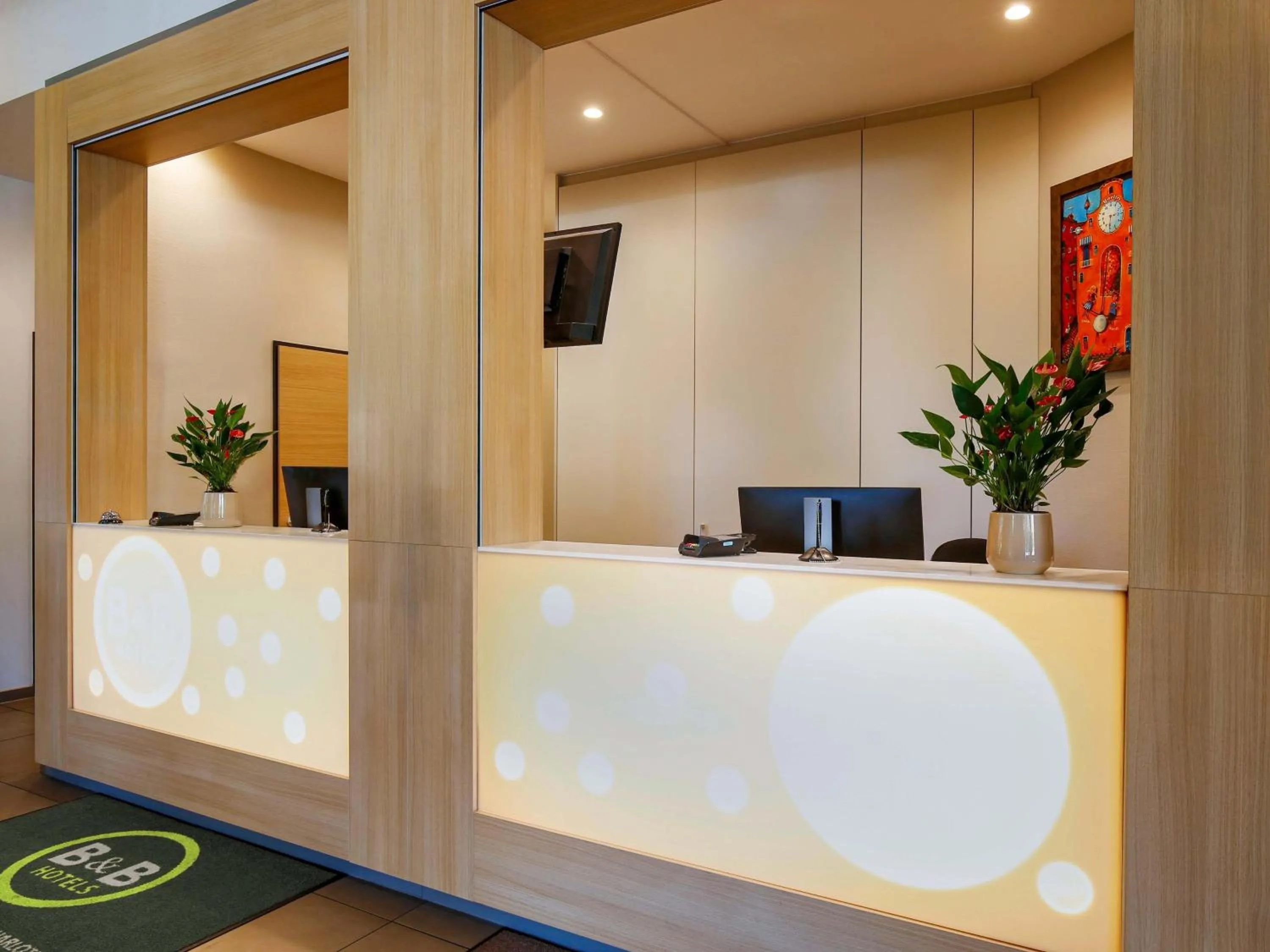 Lobby or reception in B&B Hotel Berlin-Charlottenburg