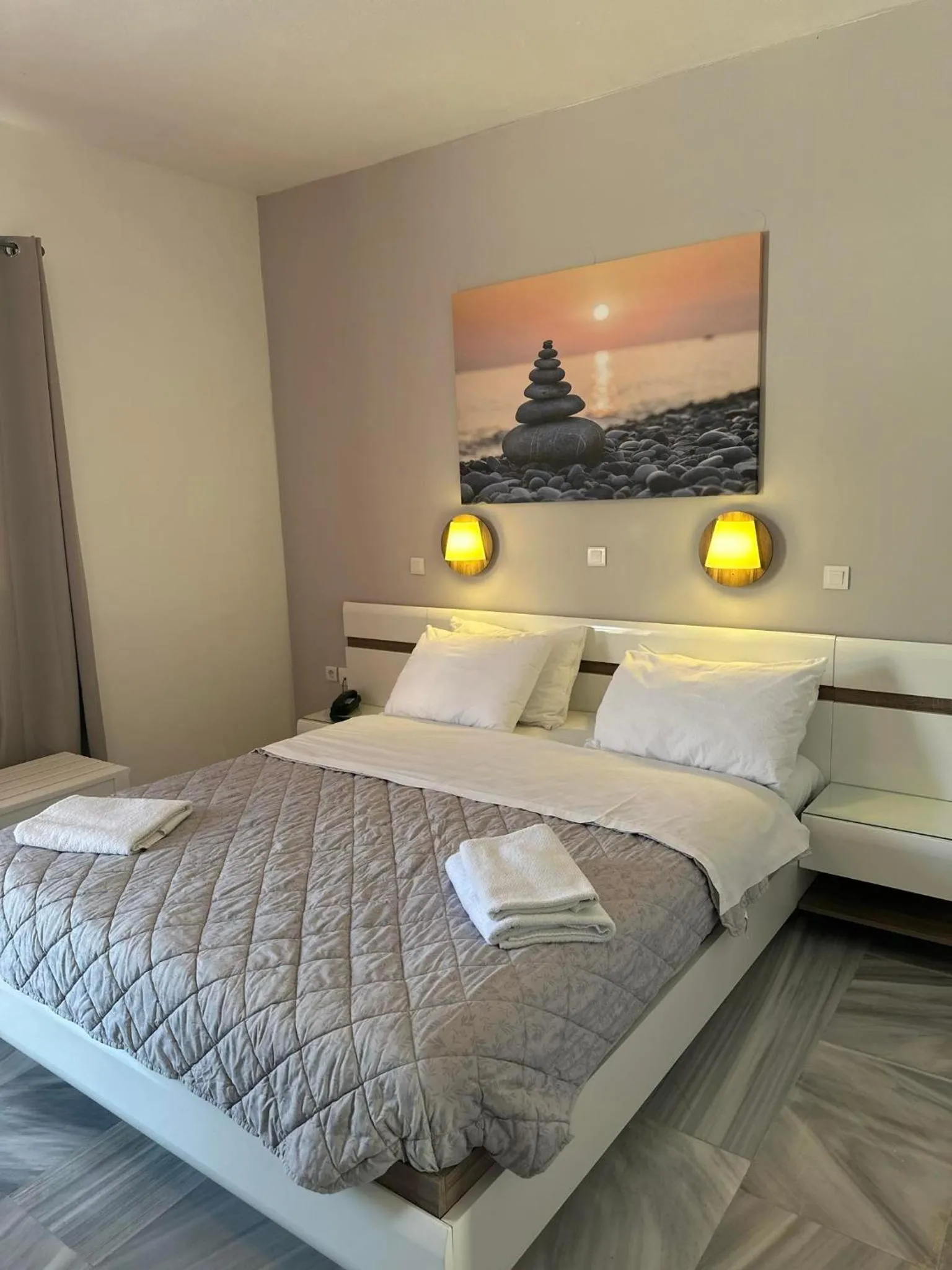 Akrogiali Hotel