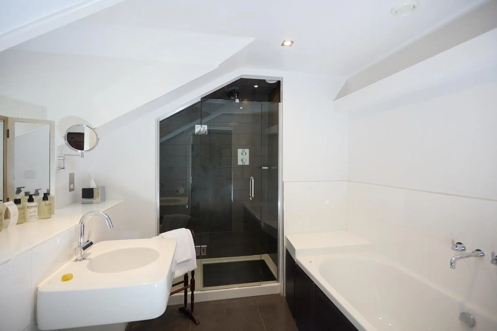 Shower in Monachyle Mhor Hotel