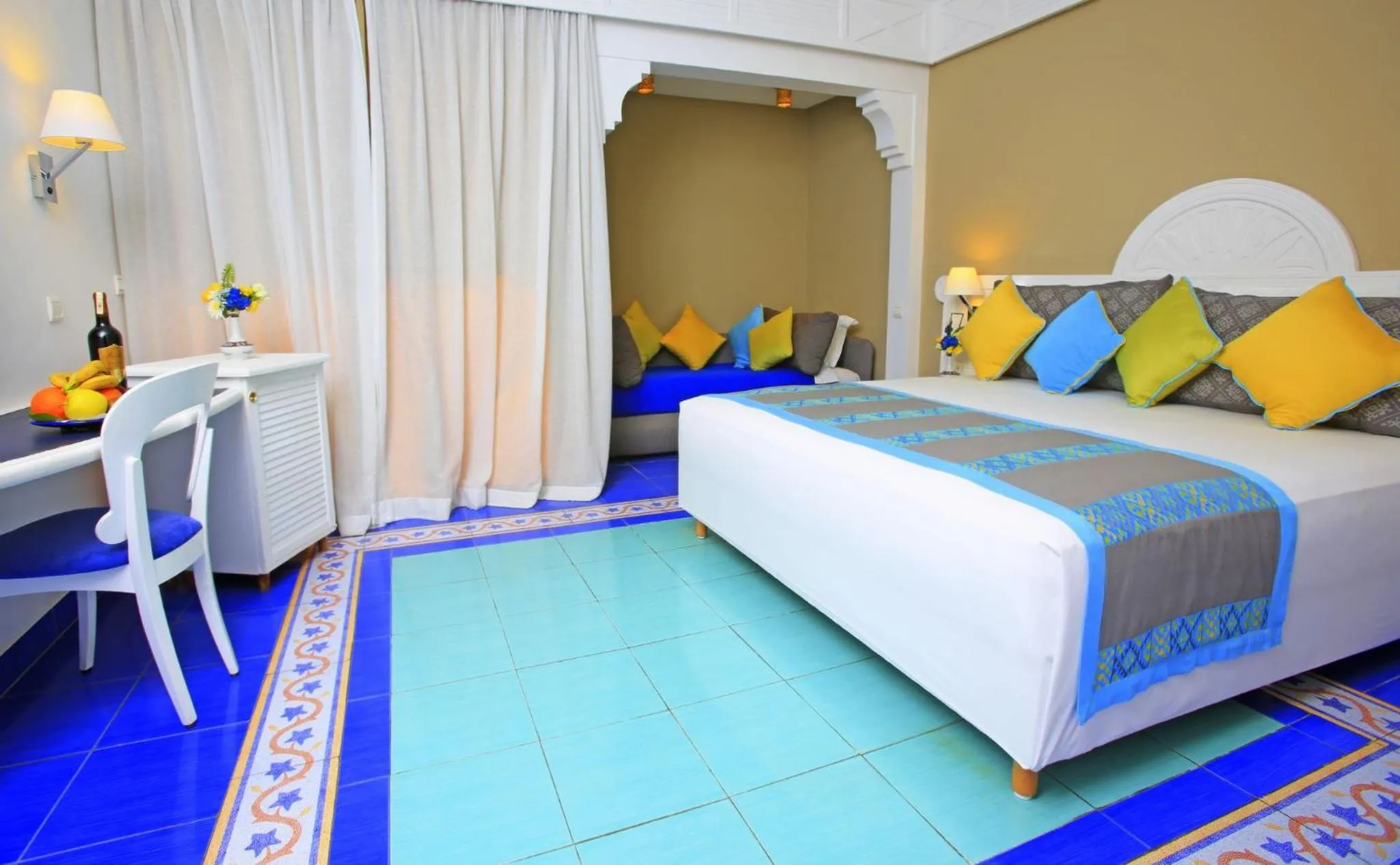 Bedroom, Bed in Dunes d'Or Ocean Club