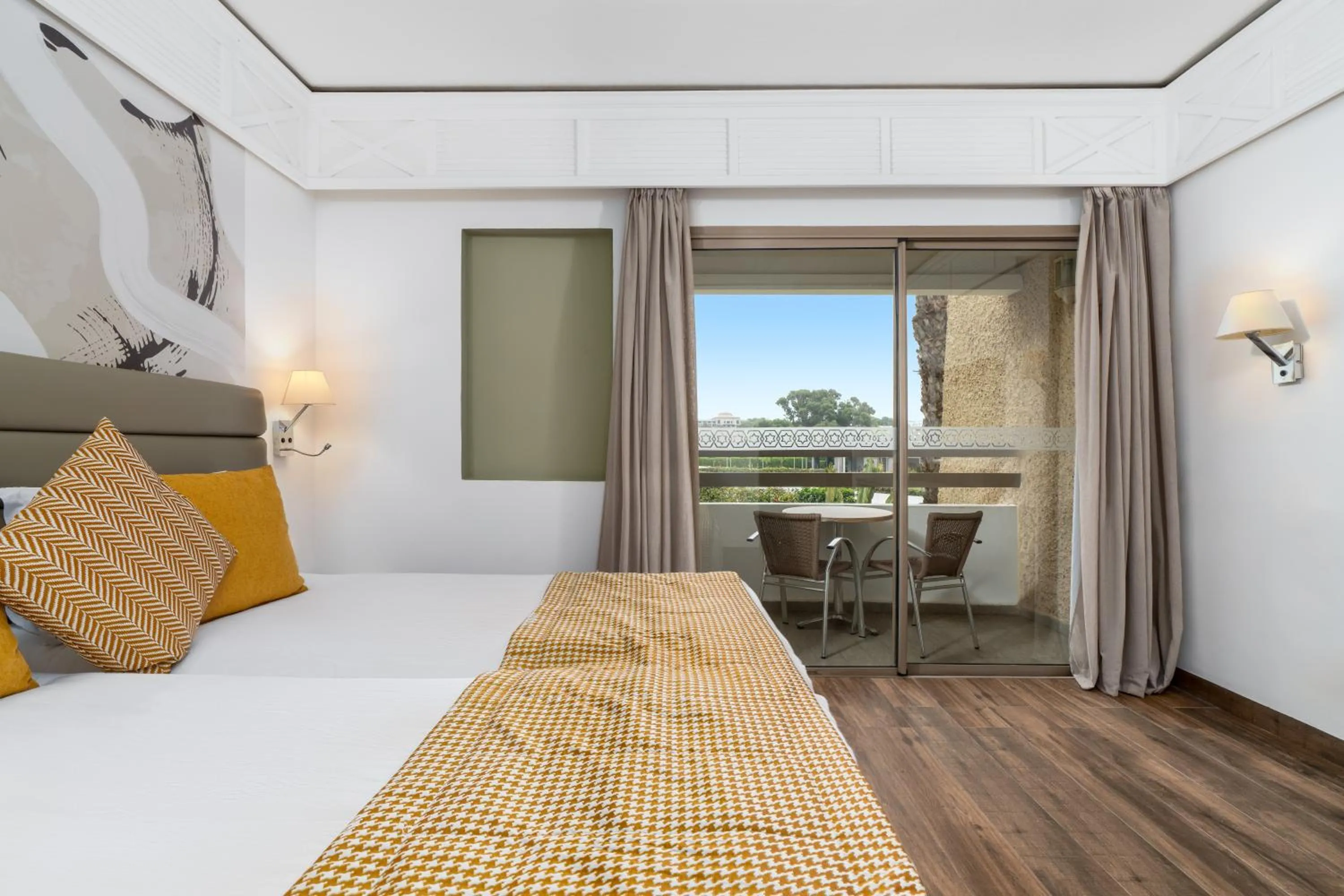 Photo of the whole room, Bed in Dunes d'Or Ocean Club