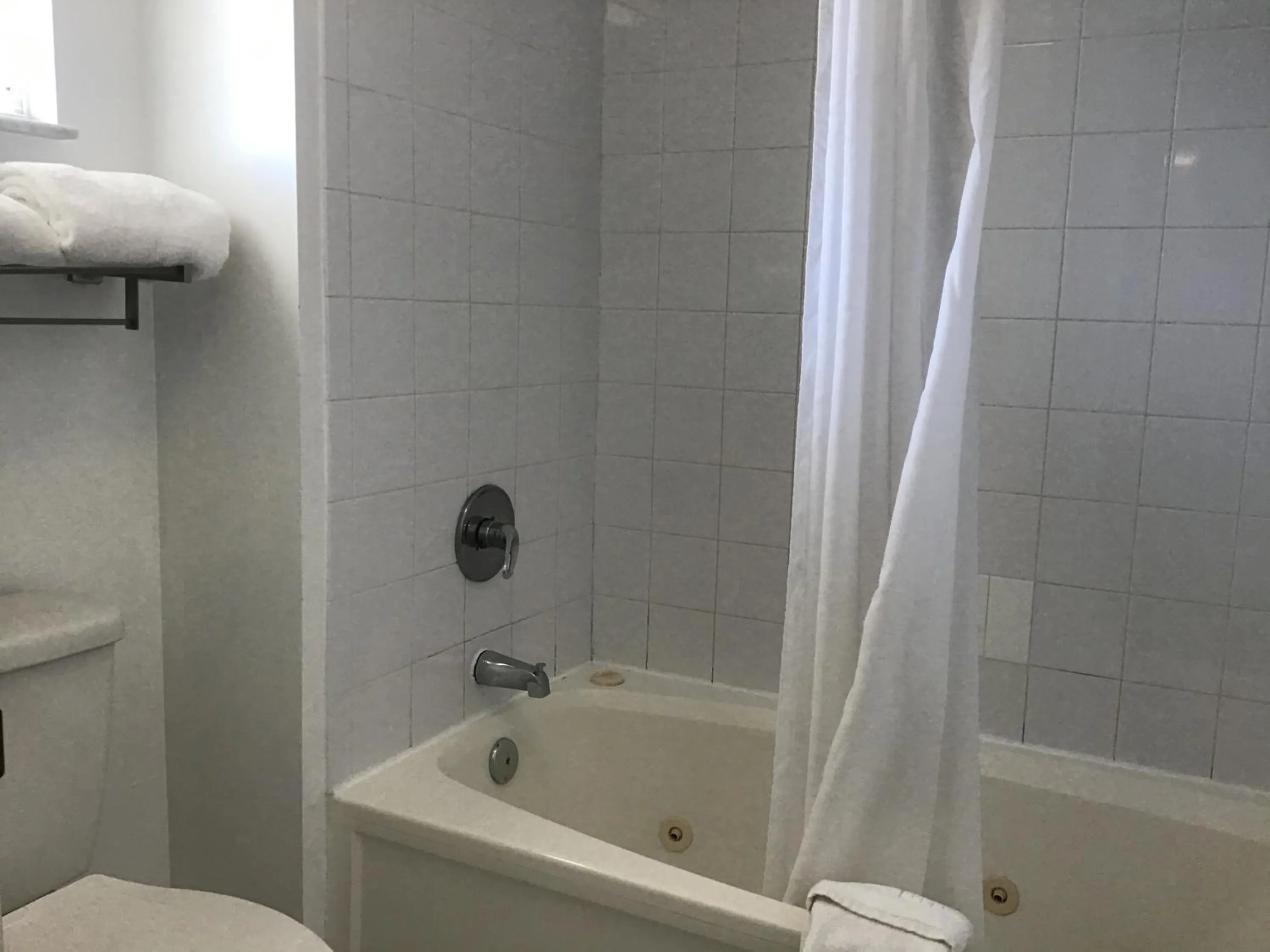 Bathroom in Anastasia Inn - Saint Augustine