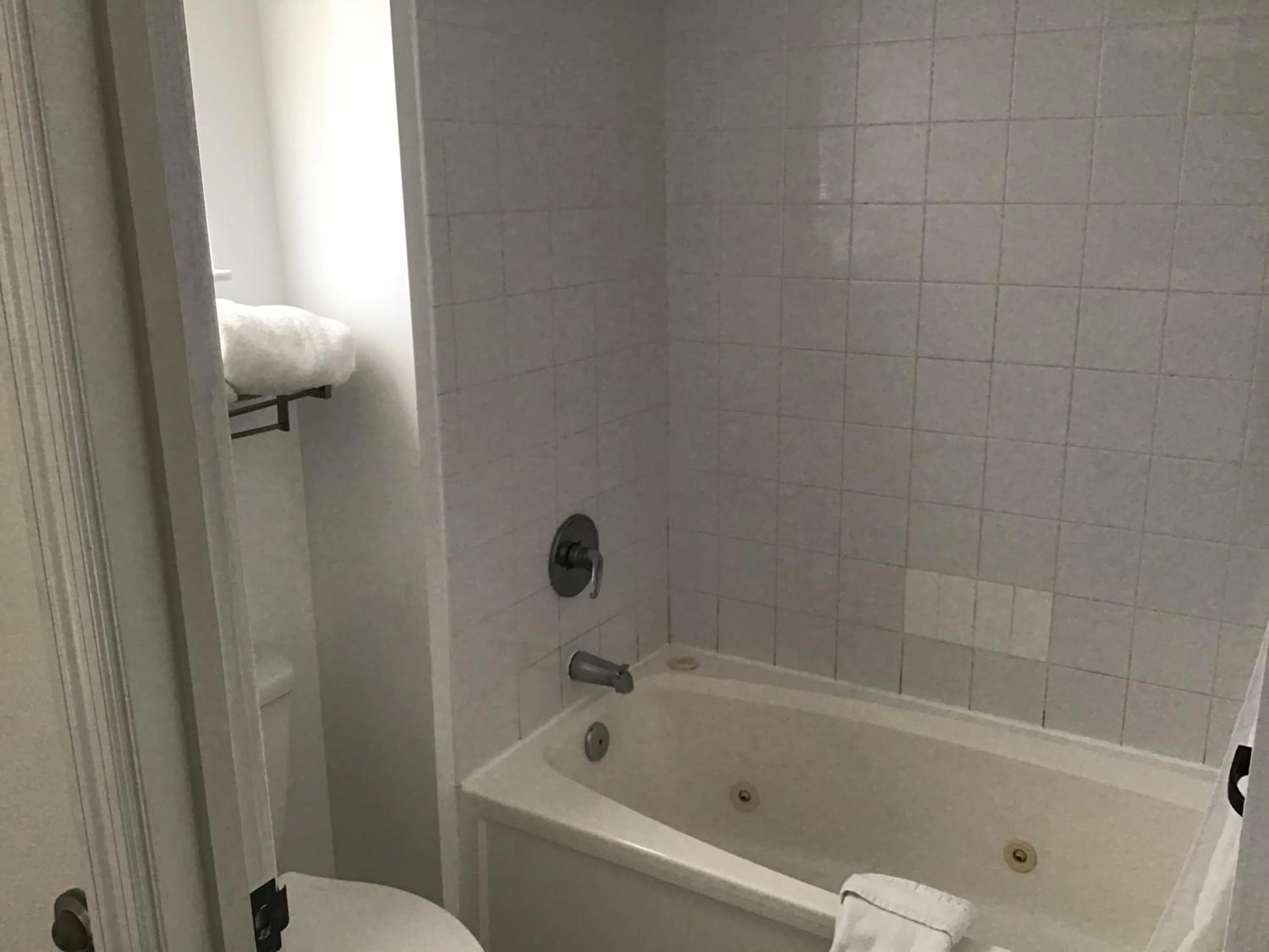 Bathroom in Anastasia Inn - Saint Augustine