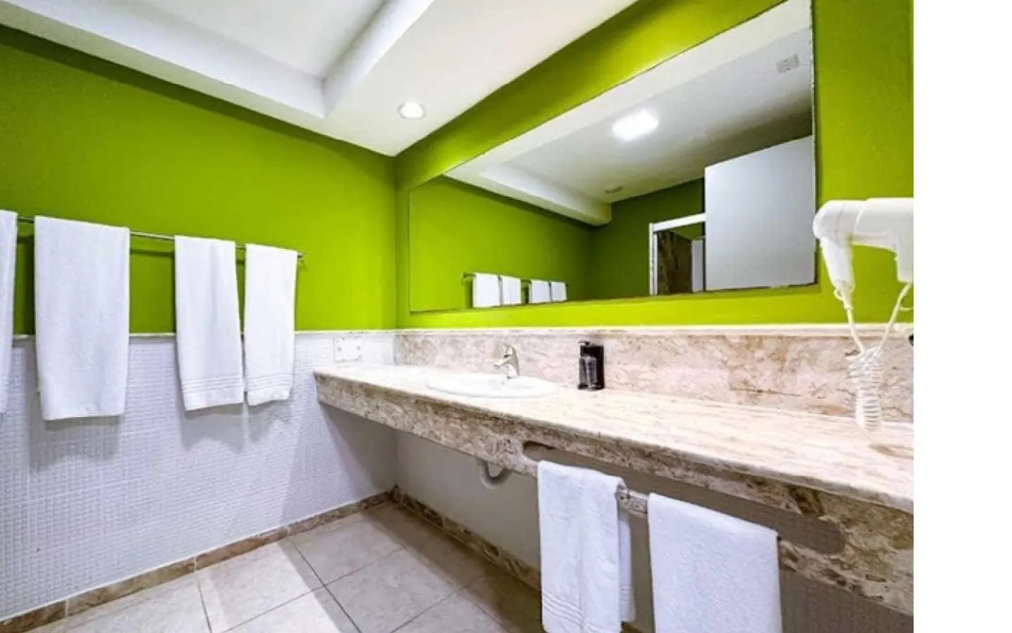 Bathroom in Enotel Porto de Galinhas All Inclusive