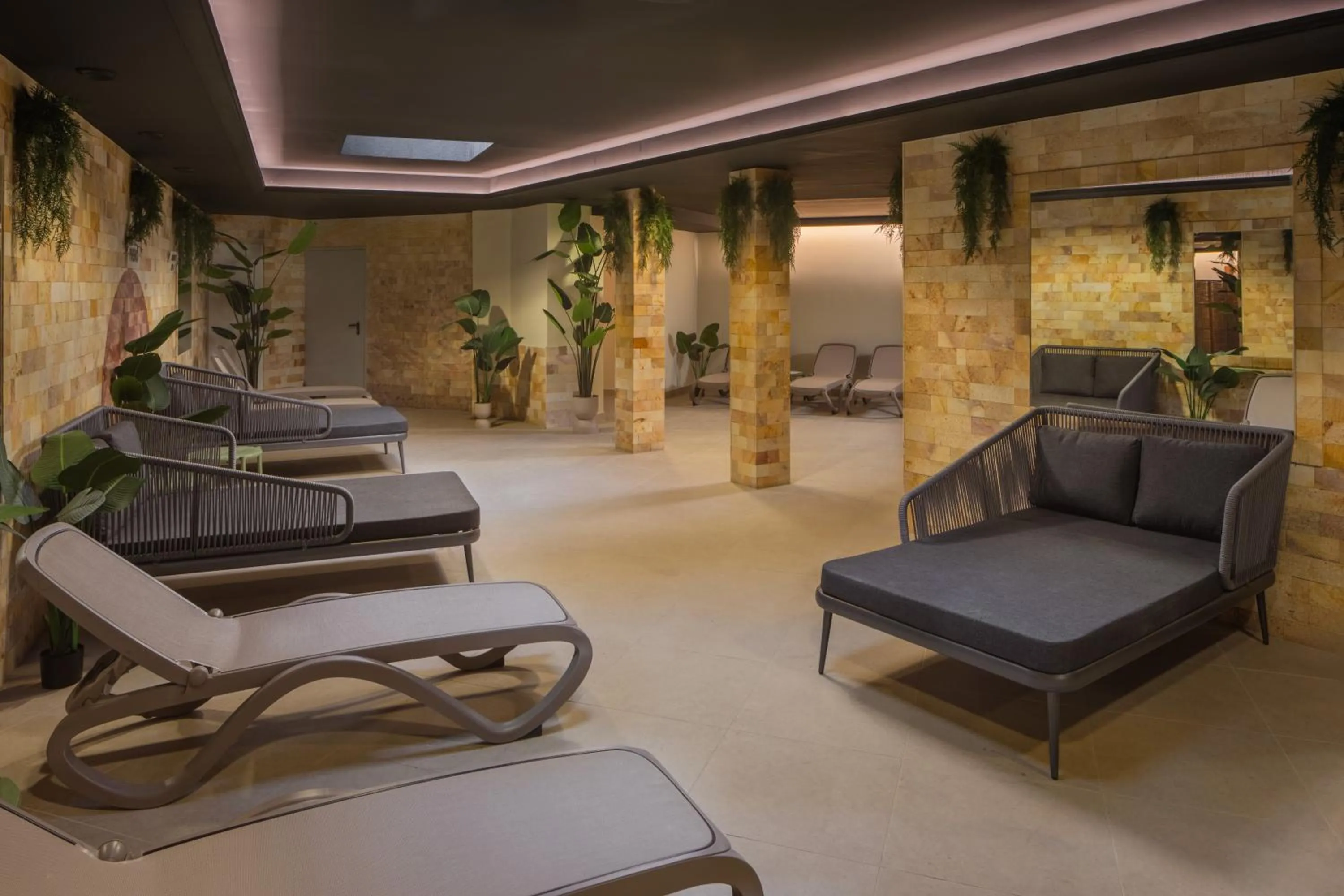 Spa and wellness centre/facilities in Hotel Atlantis Wellness & Conference