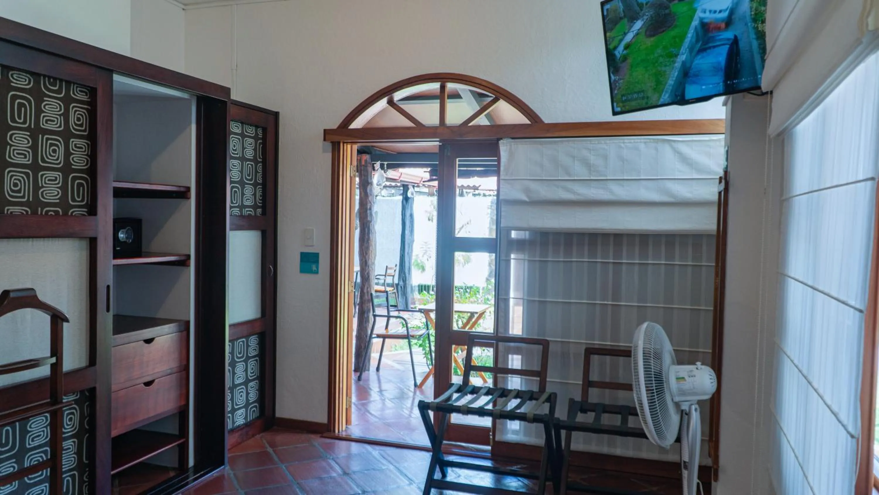 Garden view in Hotel Galapagos Suites B&B