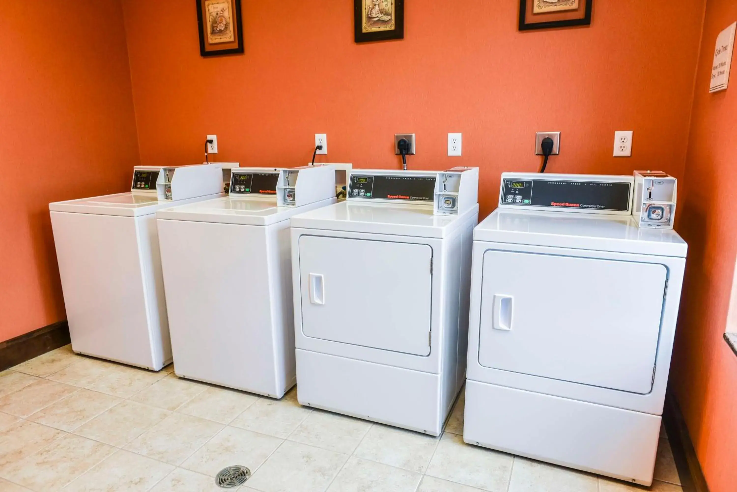 Property building in Hilton Garden Inn Watertown Property building in Hilton Garden Inn Watertown