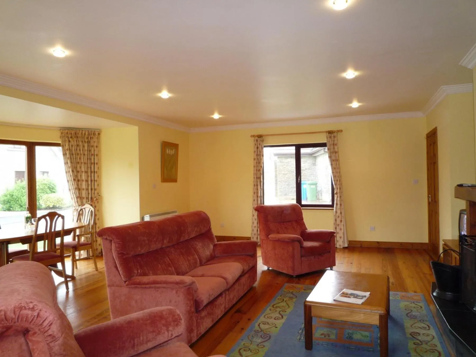 Galway Bay Lodge by Trident Holiday Homes