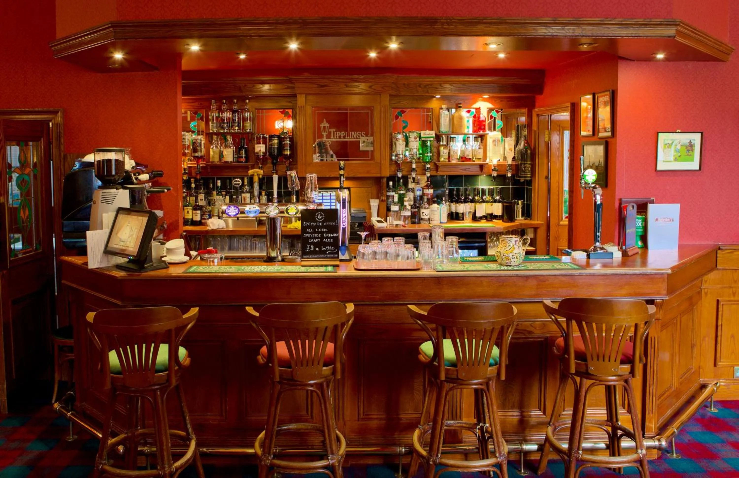 Lounge or bar in Ramnee Hotel