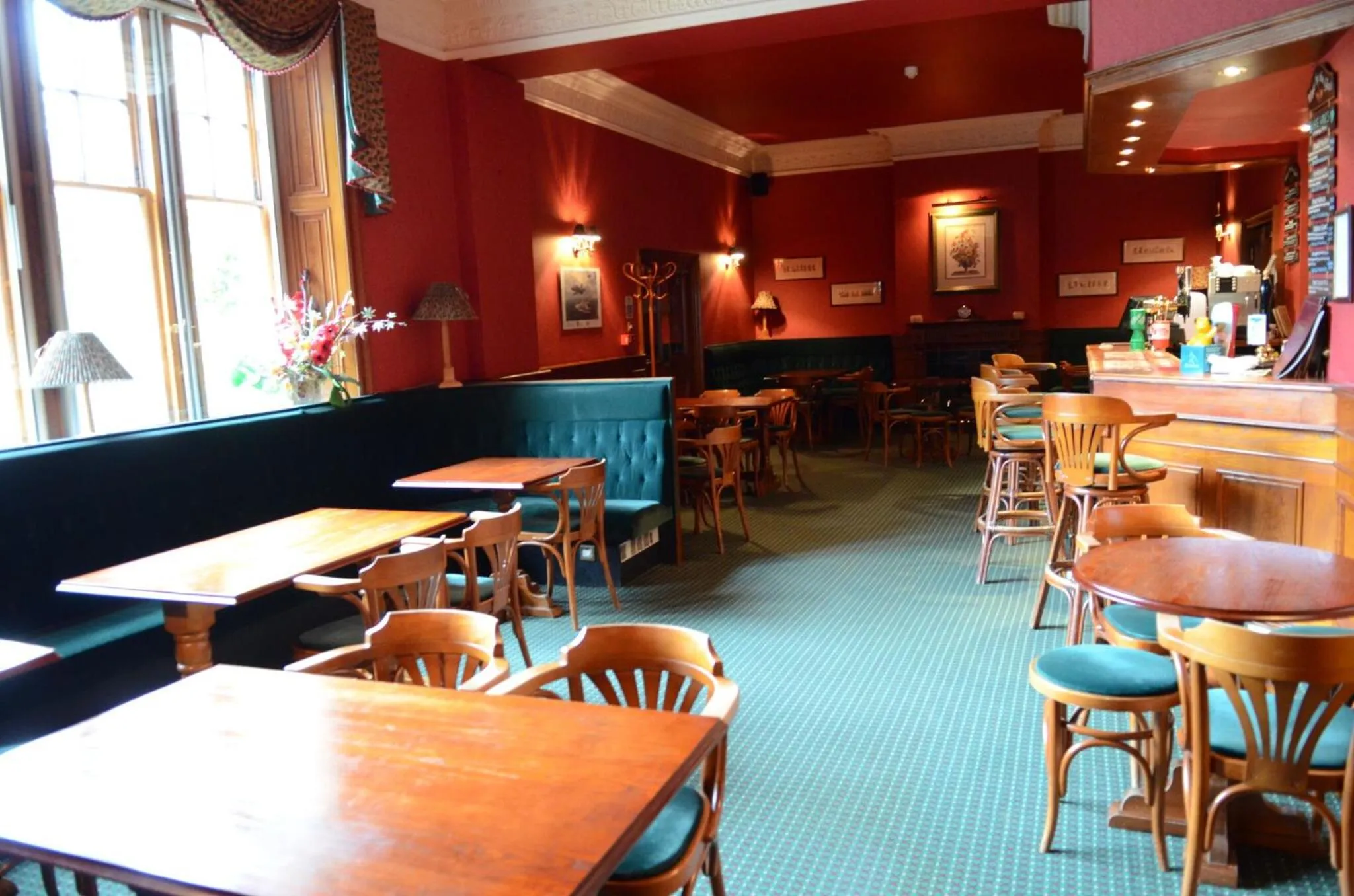 Lounge or bar in Ramnee Hotel