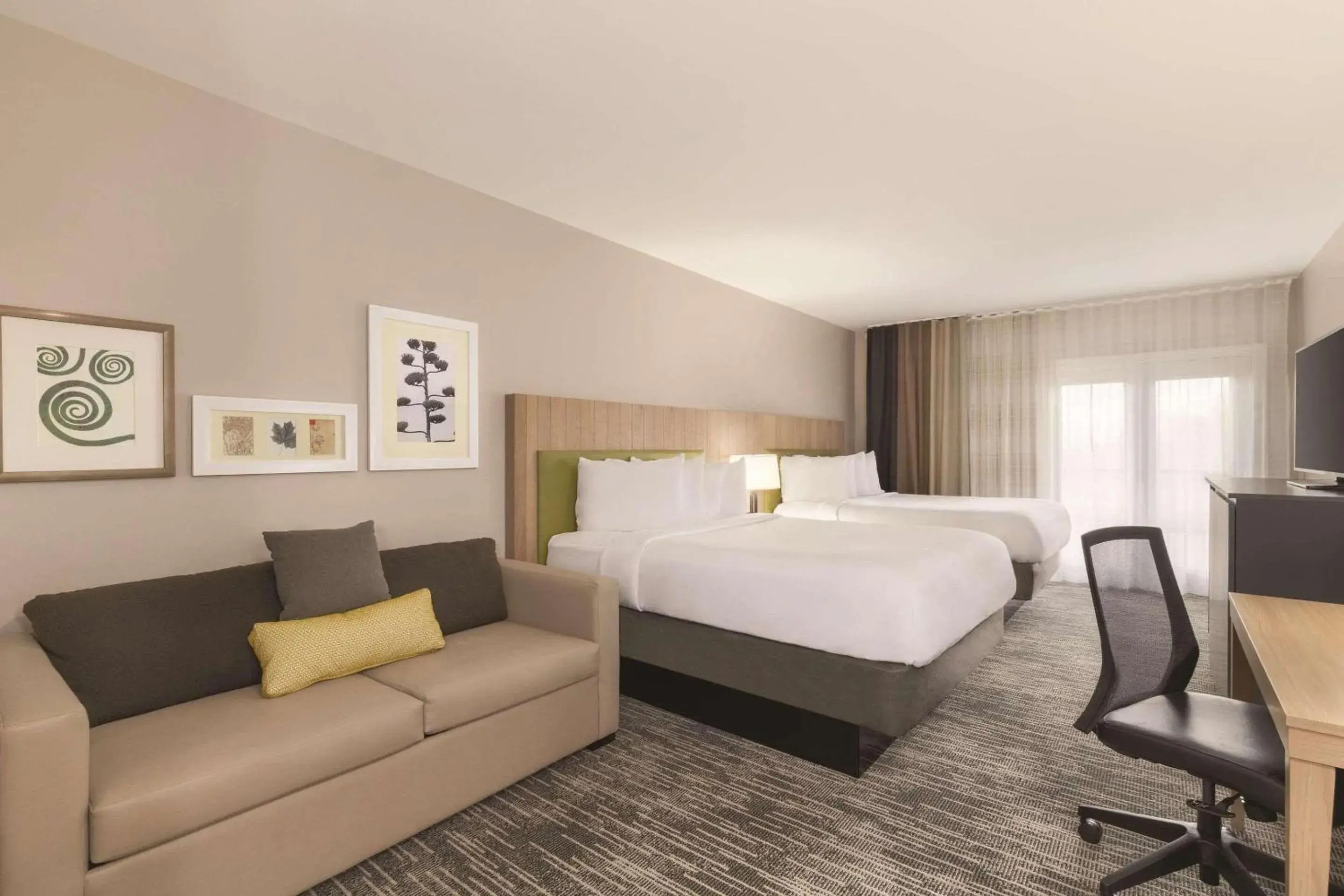 Studio Suite with 2 Queen Beds and Sofabed - Balcony in Country Inn & Suites by Radisson, Sevierville-Kodak, TN Studio Suite with 2 Queen Beds and Sofabed - Balcony in Country Inn & Suites by Radisson, Sevierville-Kodak, TN