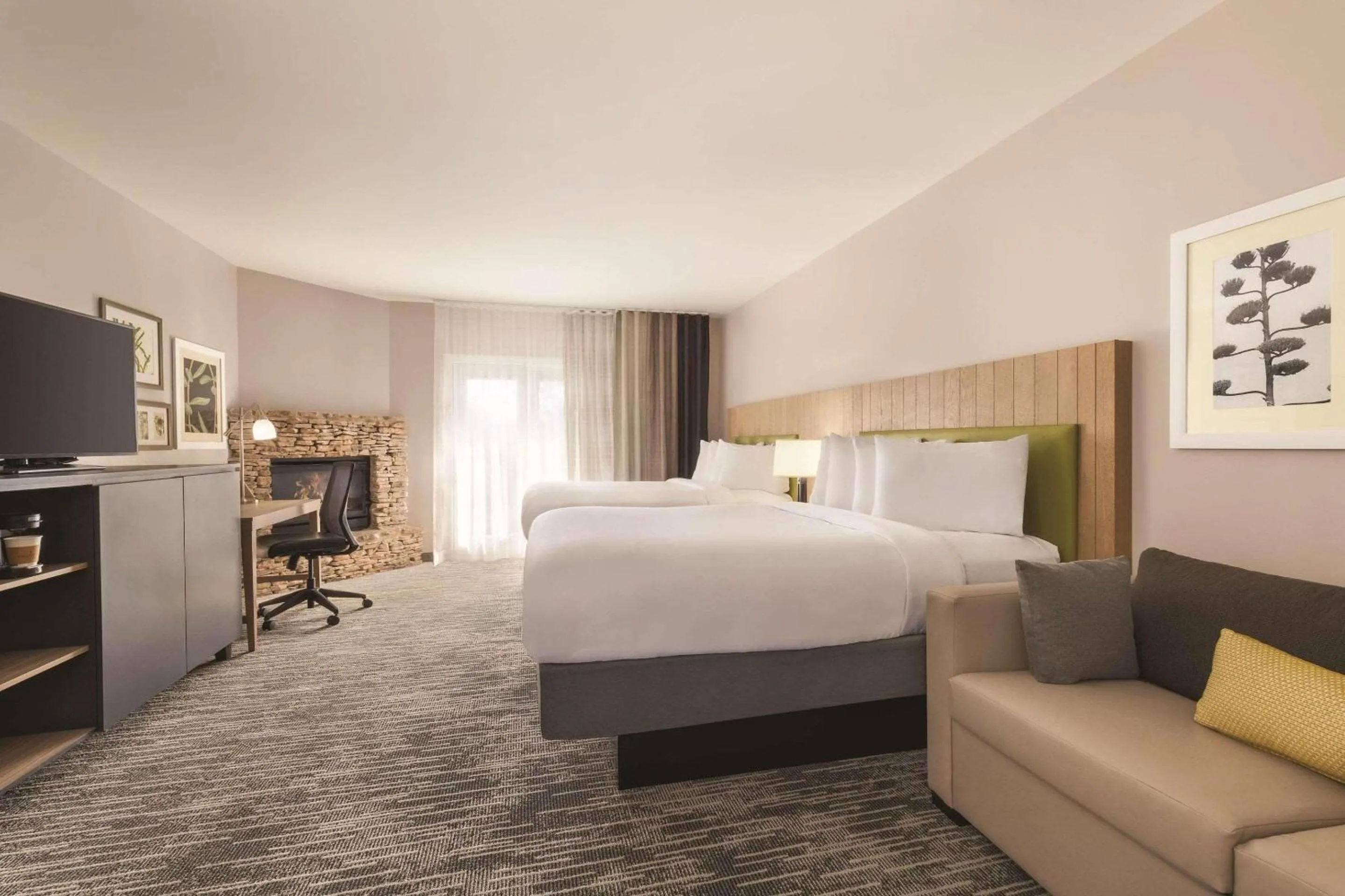 Bedroom, Bed in Country Inn & Suites by Radisson, Sevierville-Kodak, TN