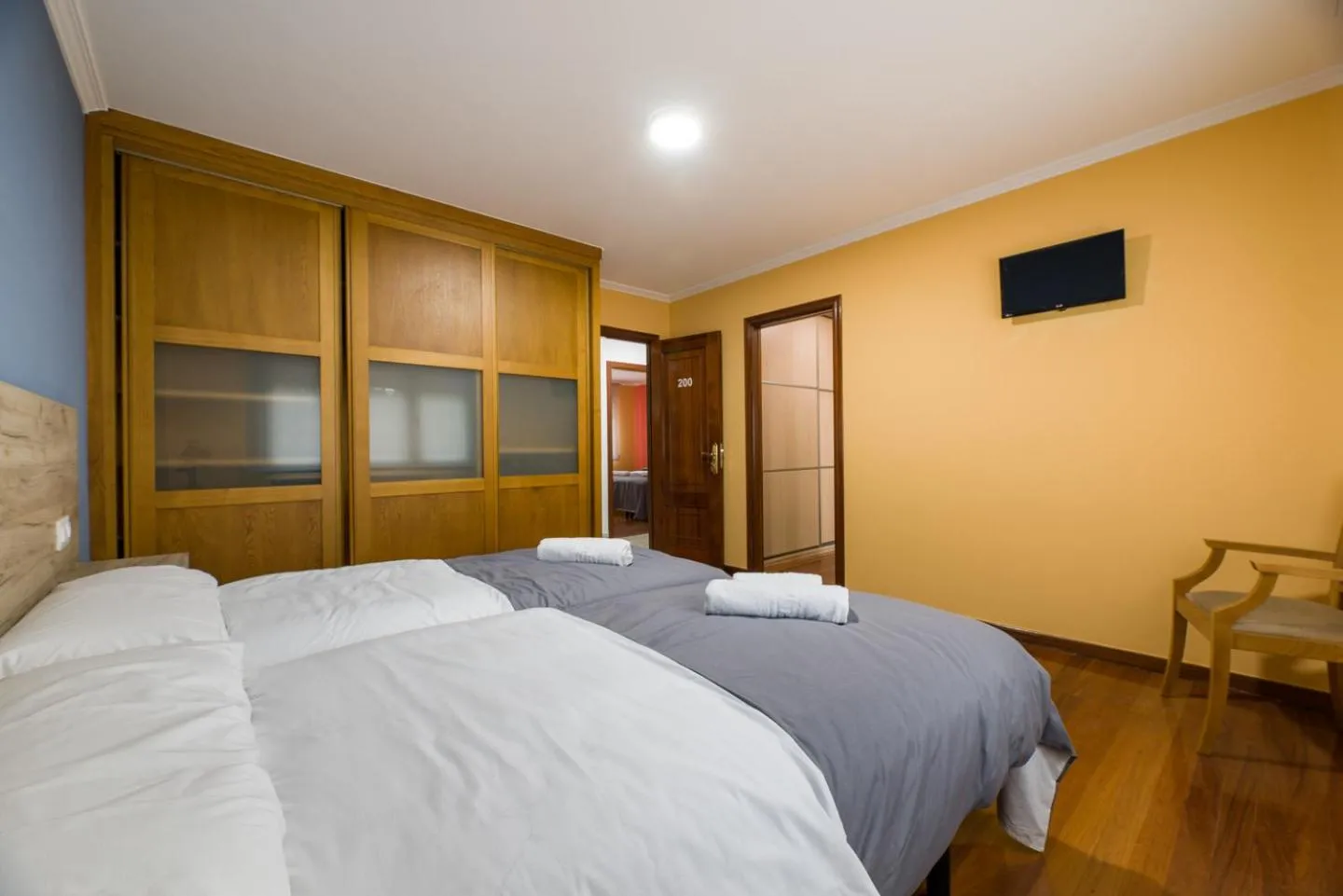 Bed in A Chousa