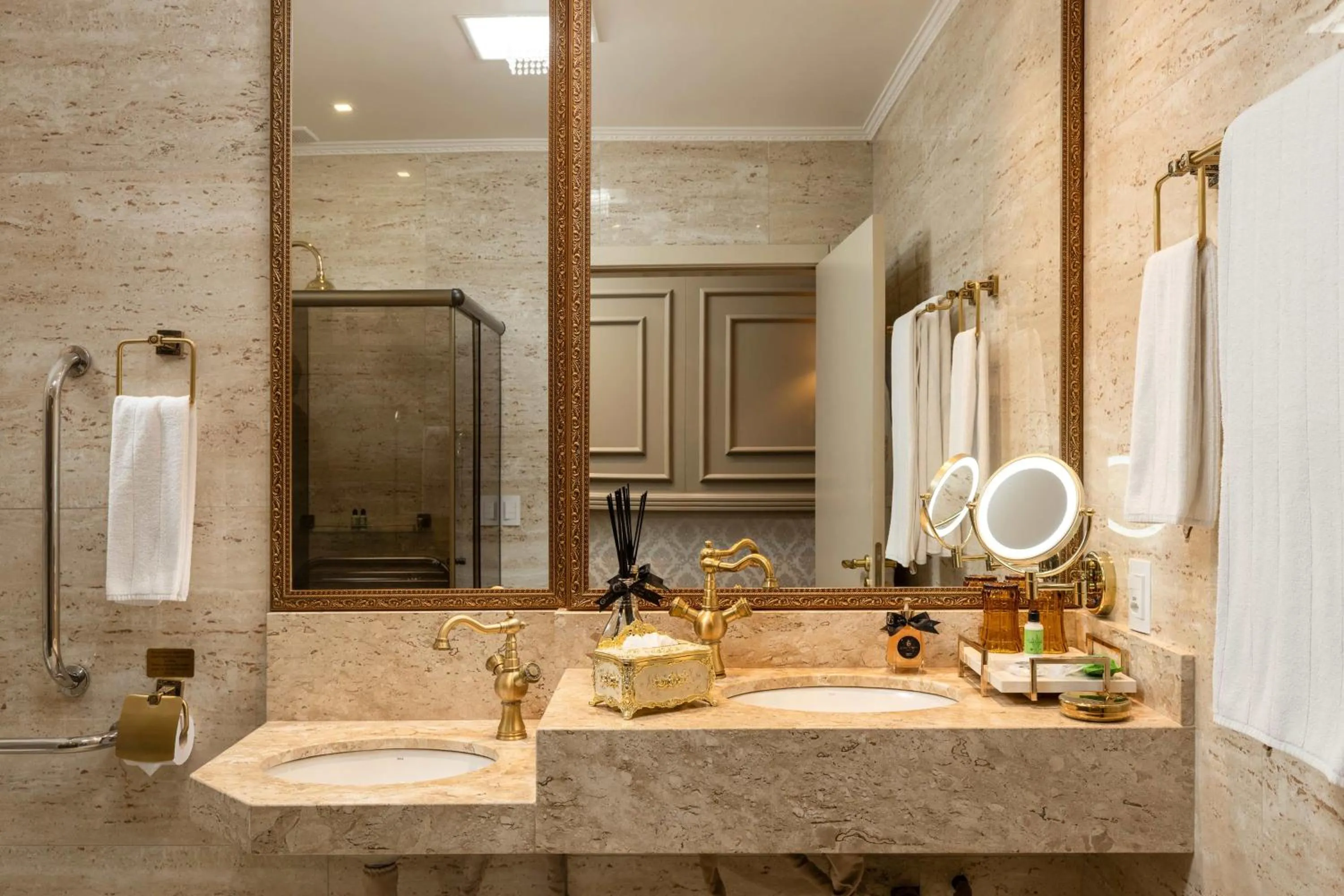 Hotel Colline de France