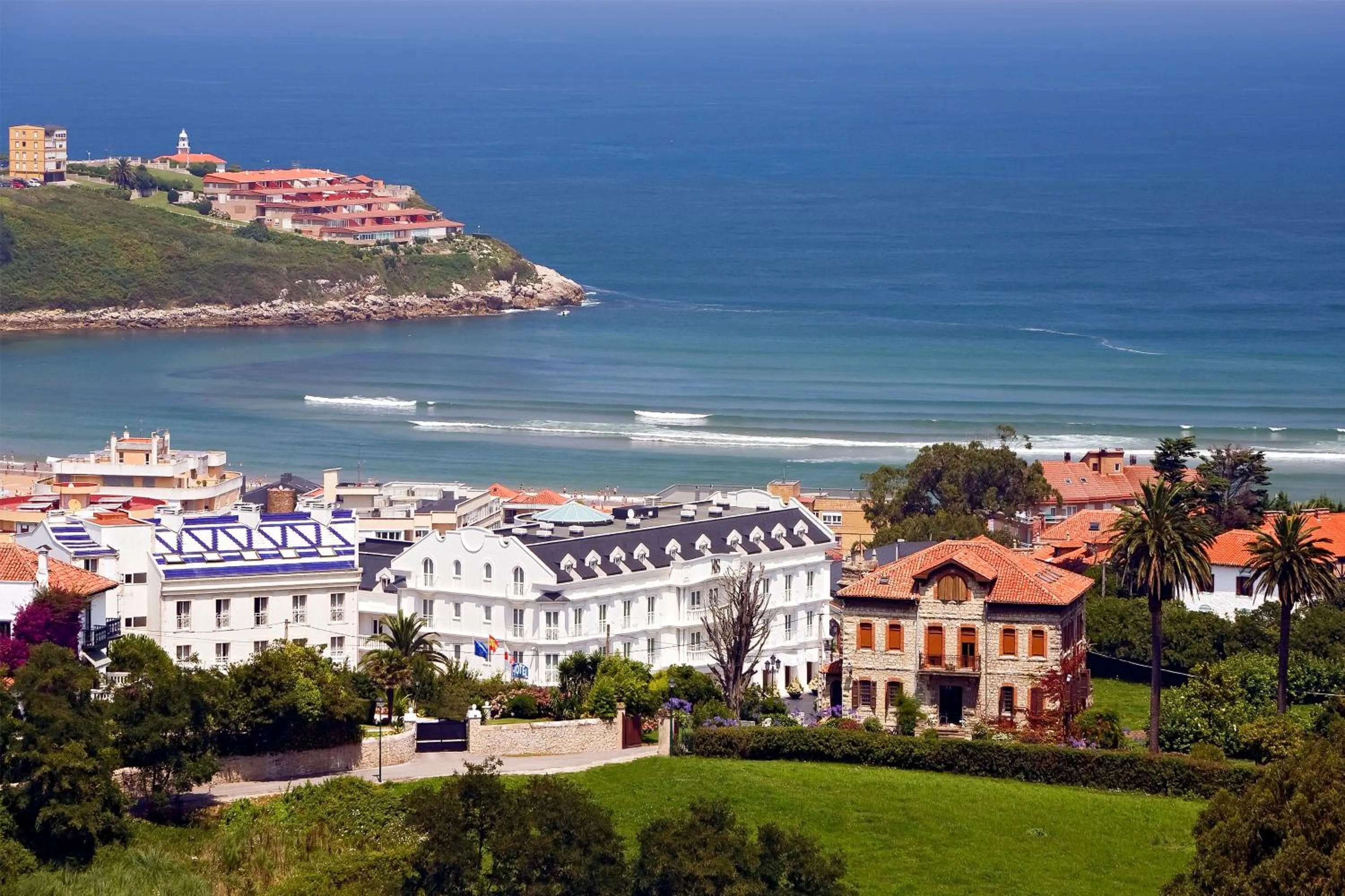Area and facilities in Gran Hotel Suances