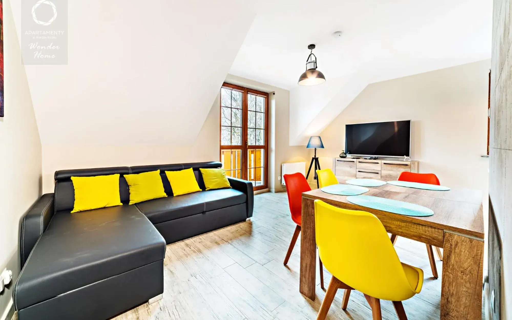 One-Bedroom Apartment (Industrialny) in Wonder Home - Apartamenty z balkonami Leśny Dom II - w cichej i zielonej części Karpacza One-Bedroom Apartment (Industrialny) in Wonder Home - Apartamenty z balkonami Leśny Dom II - w cichej i zielonej części Karpacza