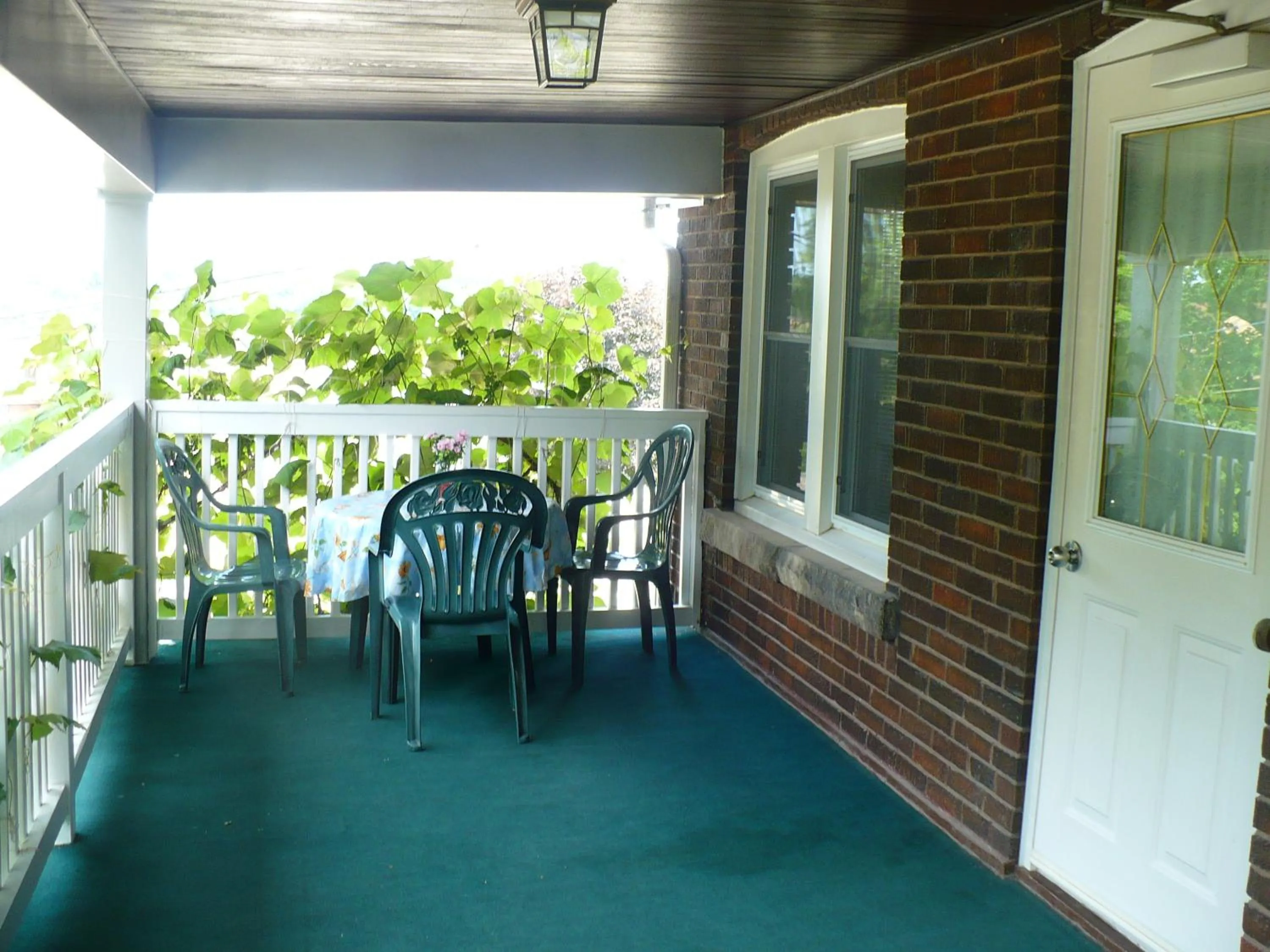Balcony/Terrace in Rainbow Bed & Breakfast