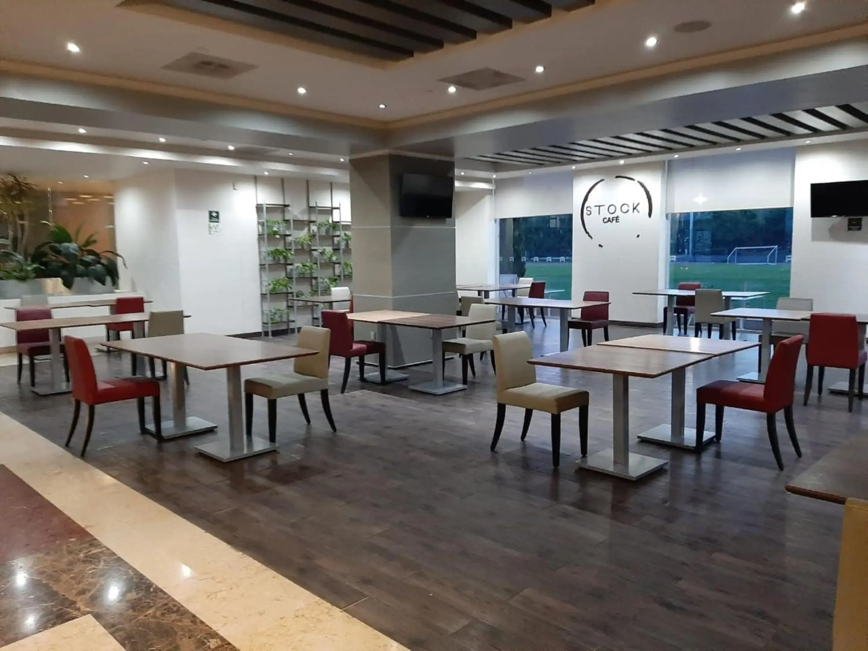 Restaurant/places to eat in Real Inn San Luis Potosi Restaurant/places to eat in Real Inn San Luis Potosi