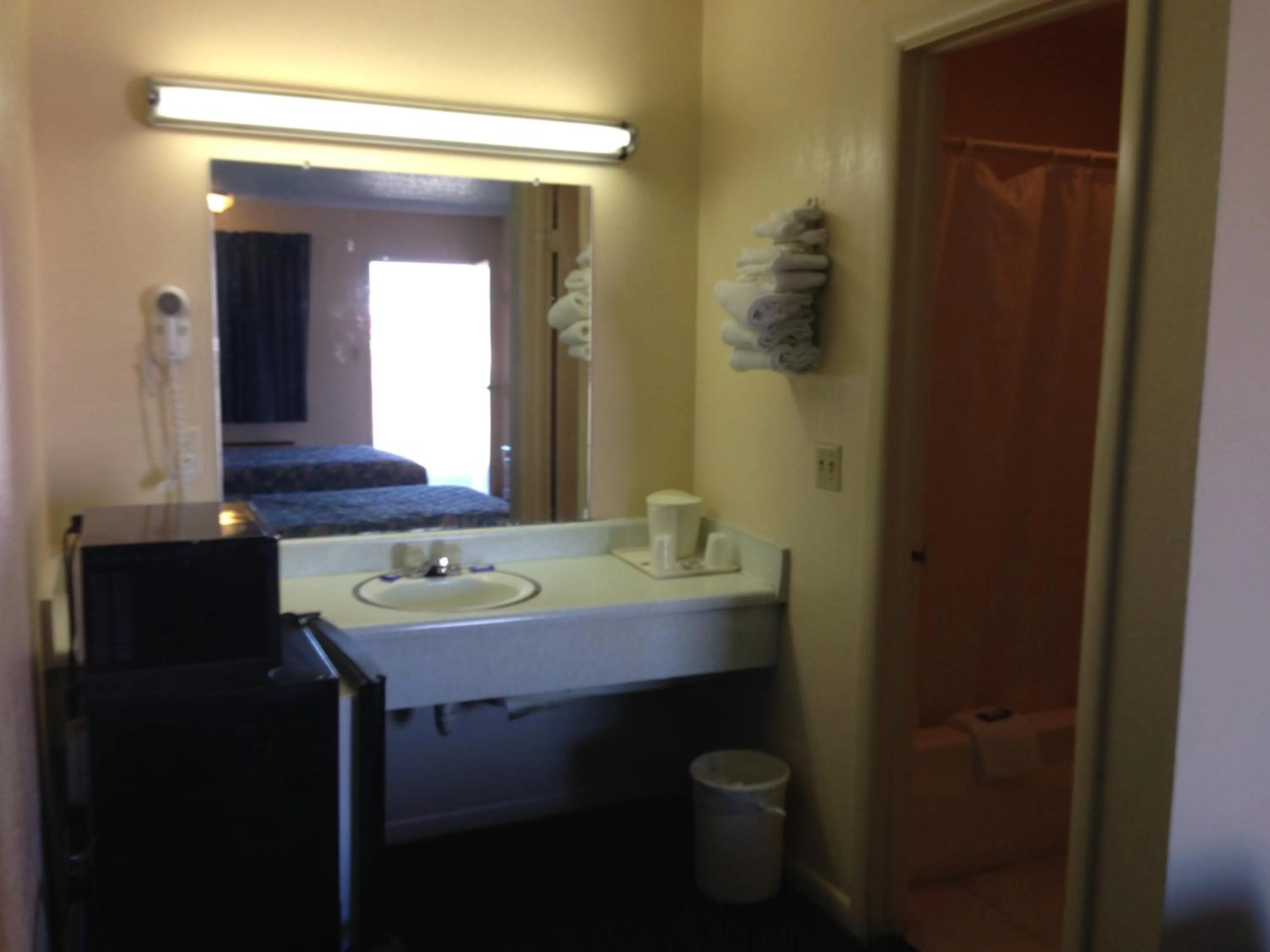 Super 7 Inn-Siloam Springs