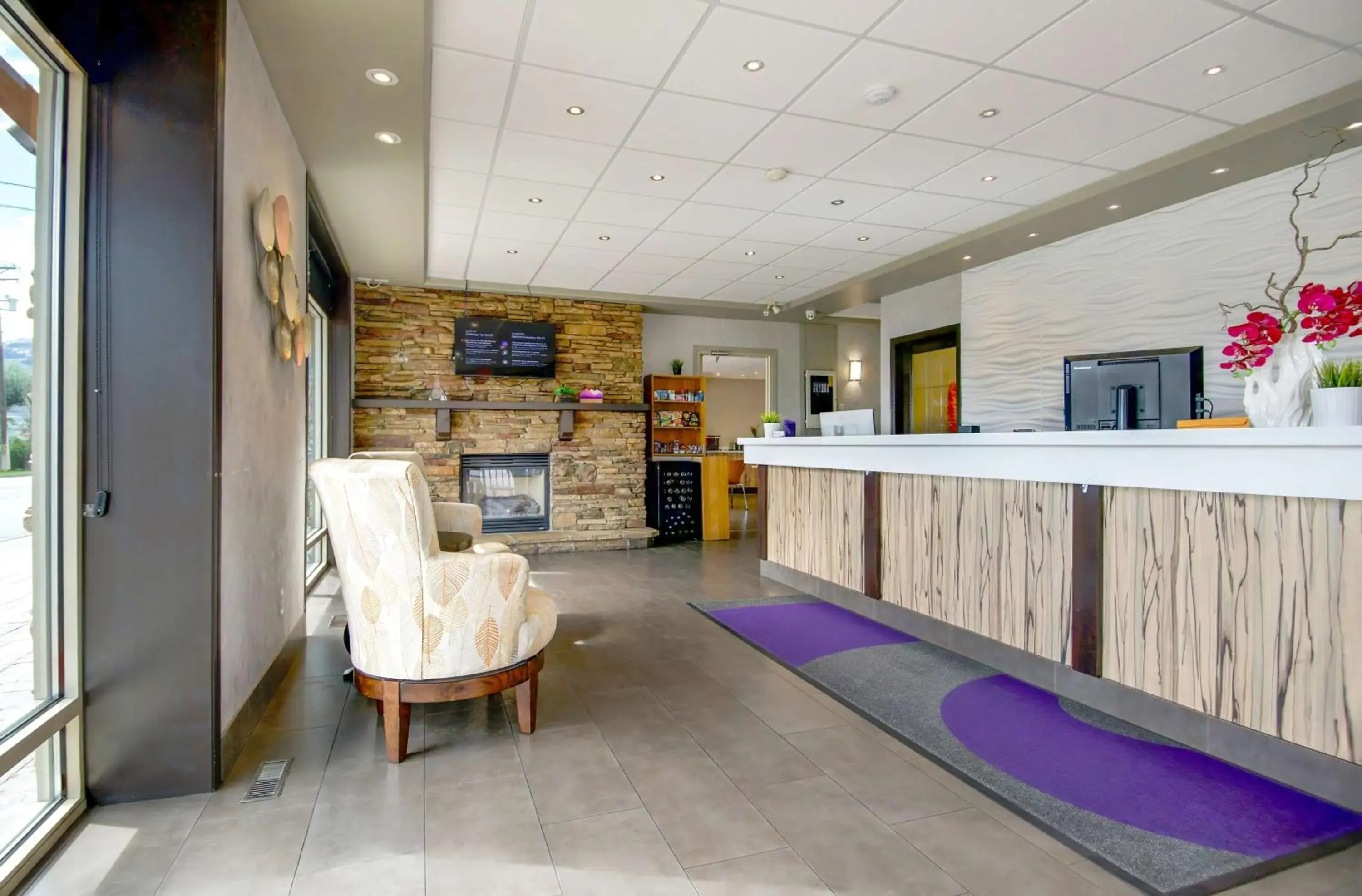 Lobby or reception in Coast Osoyoos Beach Hotel Lobby or reception in Coast Osoyoos Beach Hotel