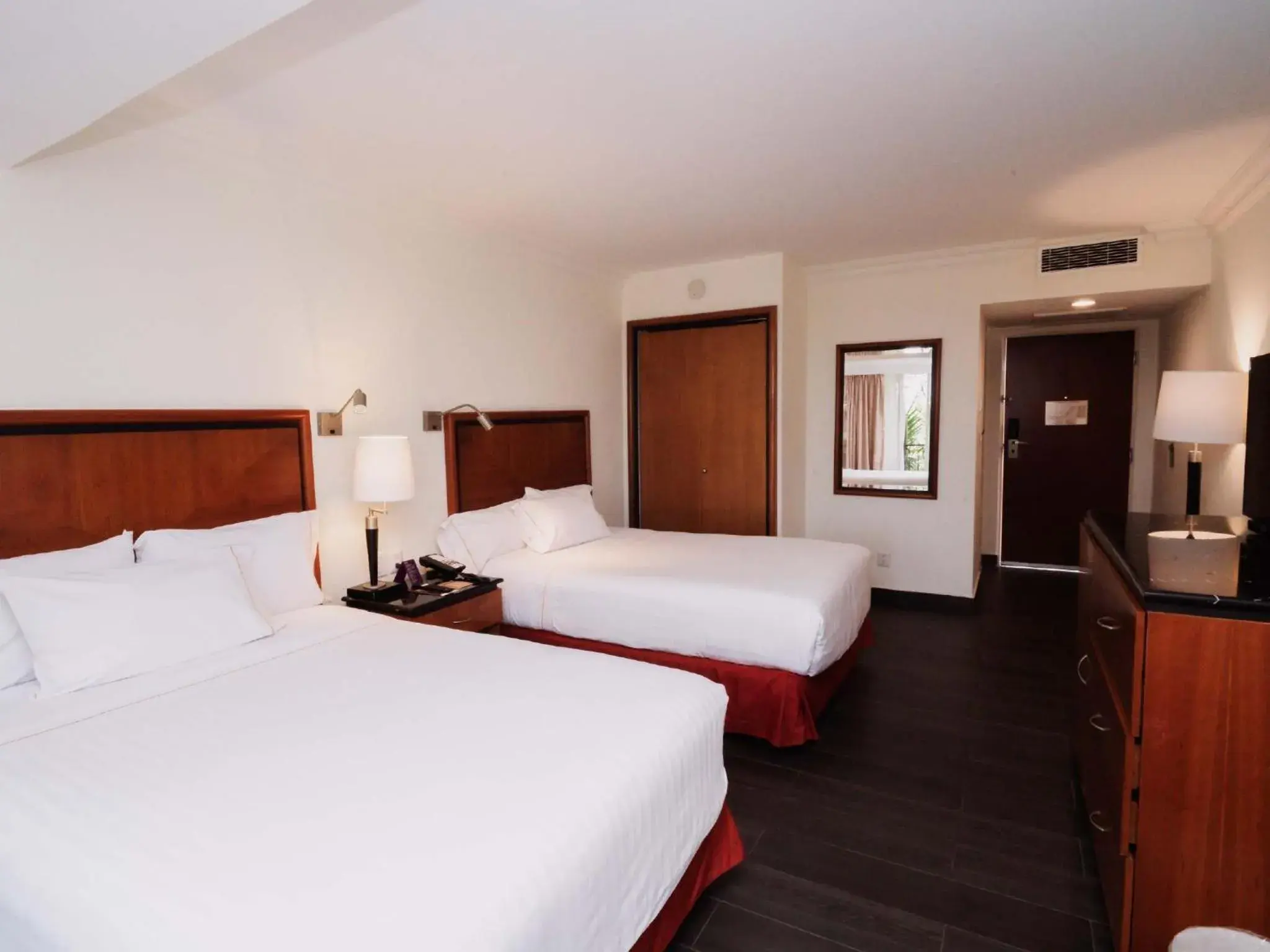 Deluxe Double Room with Two Double Beds in HS HOTSSON Hotel Tampico Deluxe Double Room with Two Double Beds in HS HOTSSON Hotel Tampico