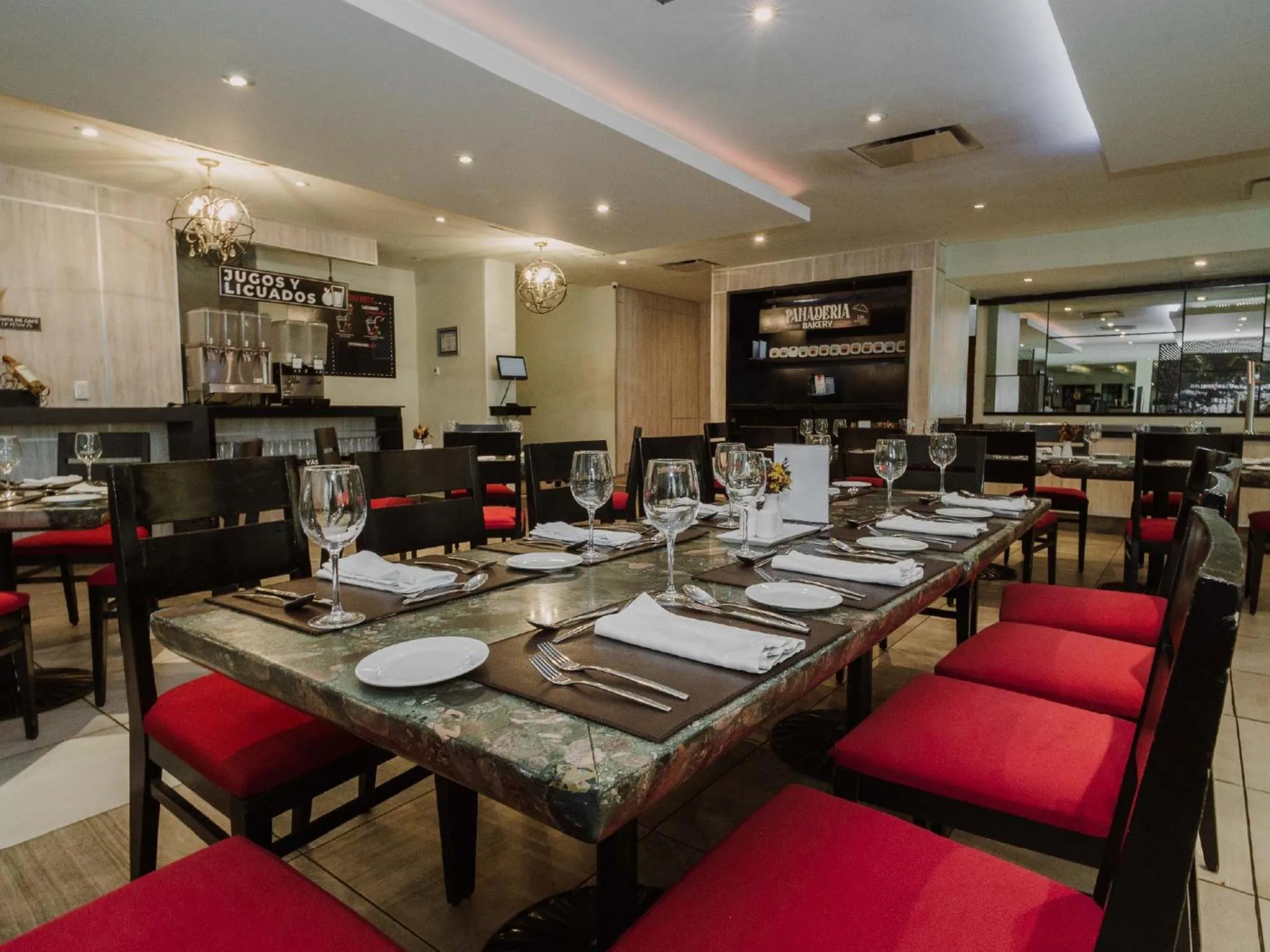 Restaurant/places to eat in HS HOTSSON Hotel Tampico