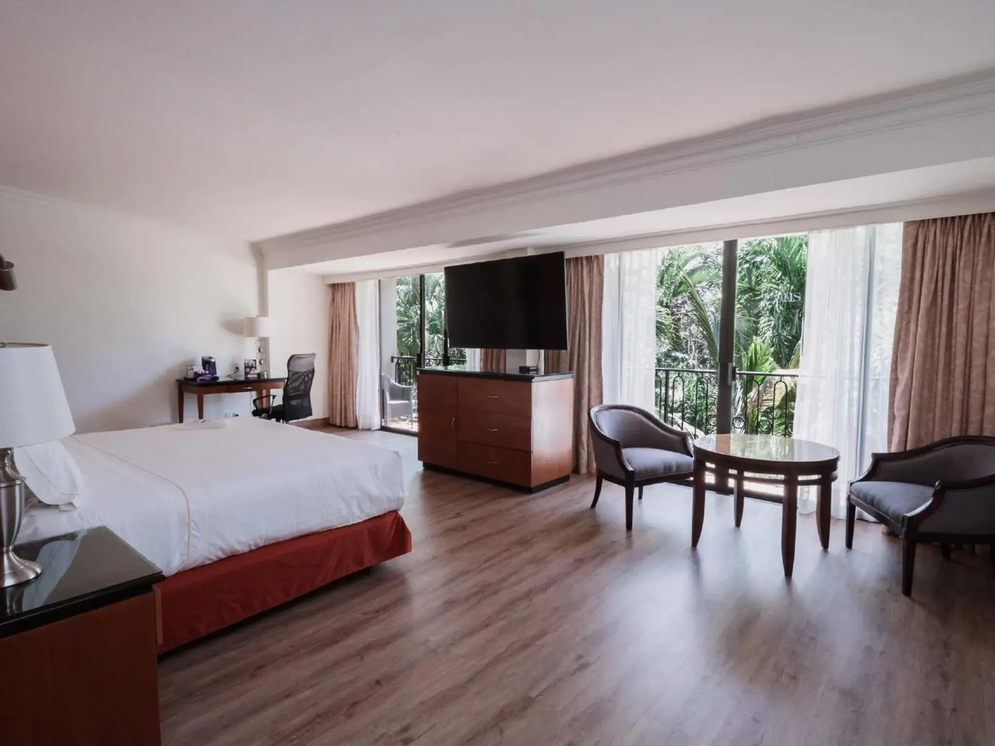 Presidential Suite in HS HOTSSON Hotel Tampico Presidential Suite in HS HOTSSON Hotel Tampico