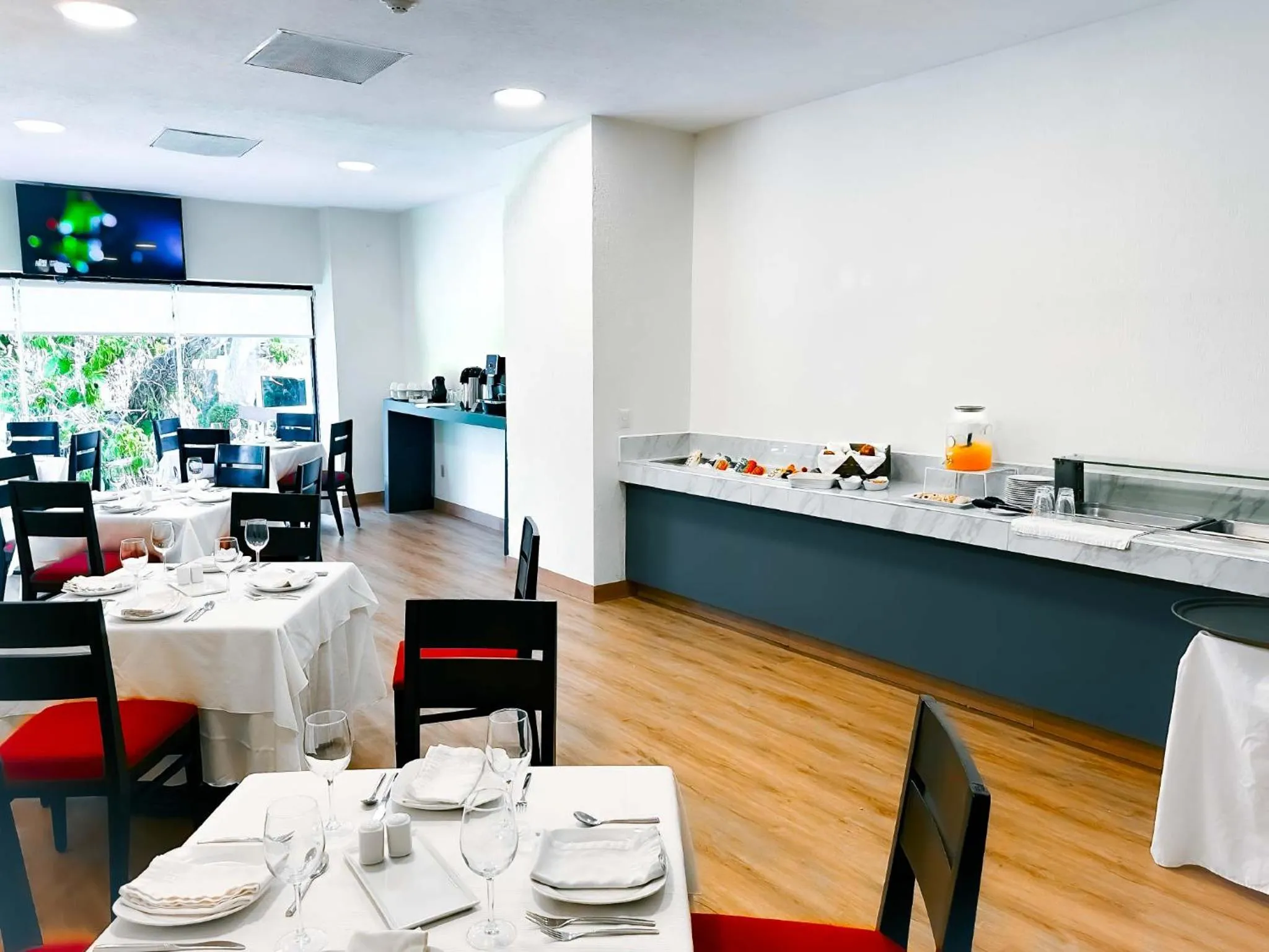 Restaurant/places to eat in HS HOTSSON Hotel Tampico
