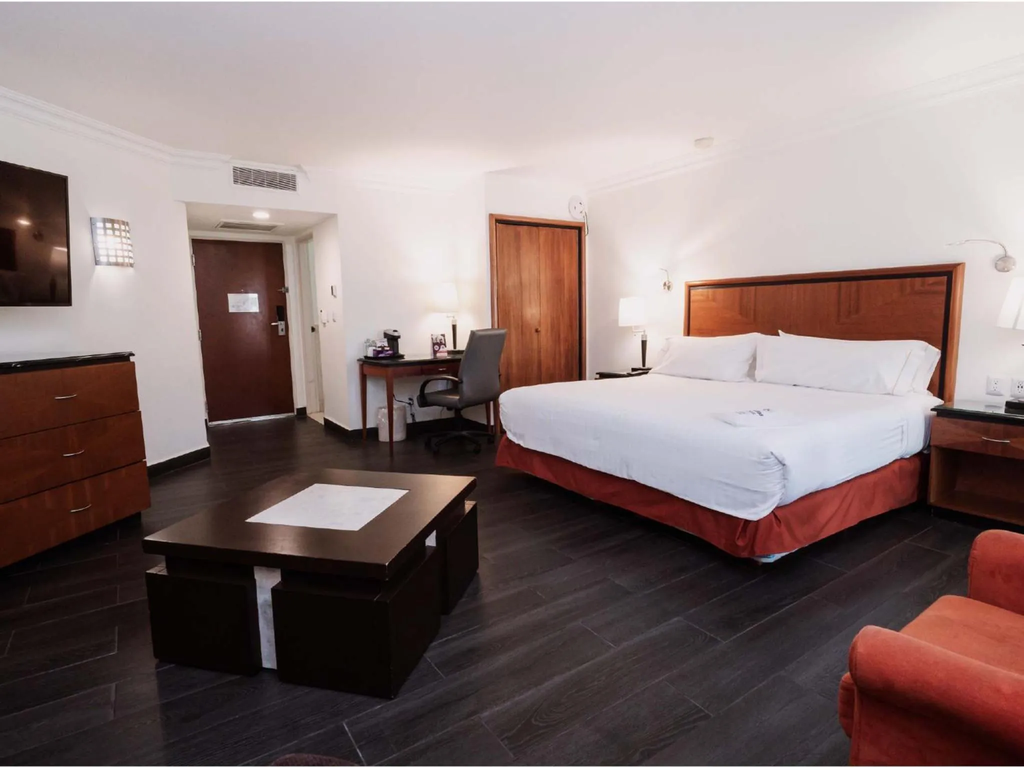 Bed in HS HOTSSON Hotel Tampico