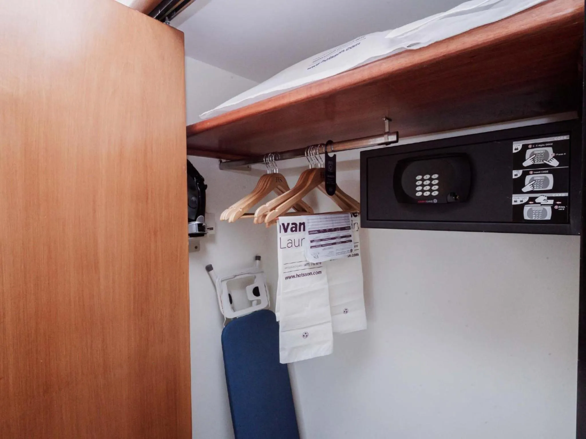 safe in HS HOTSSON Hotel Tampico