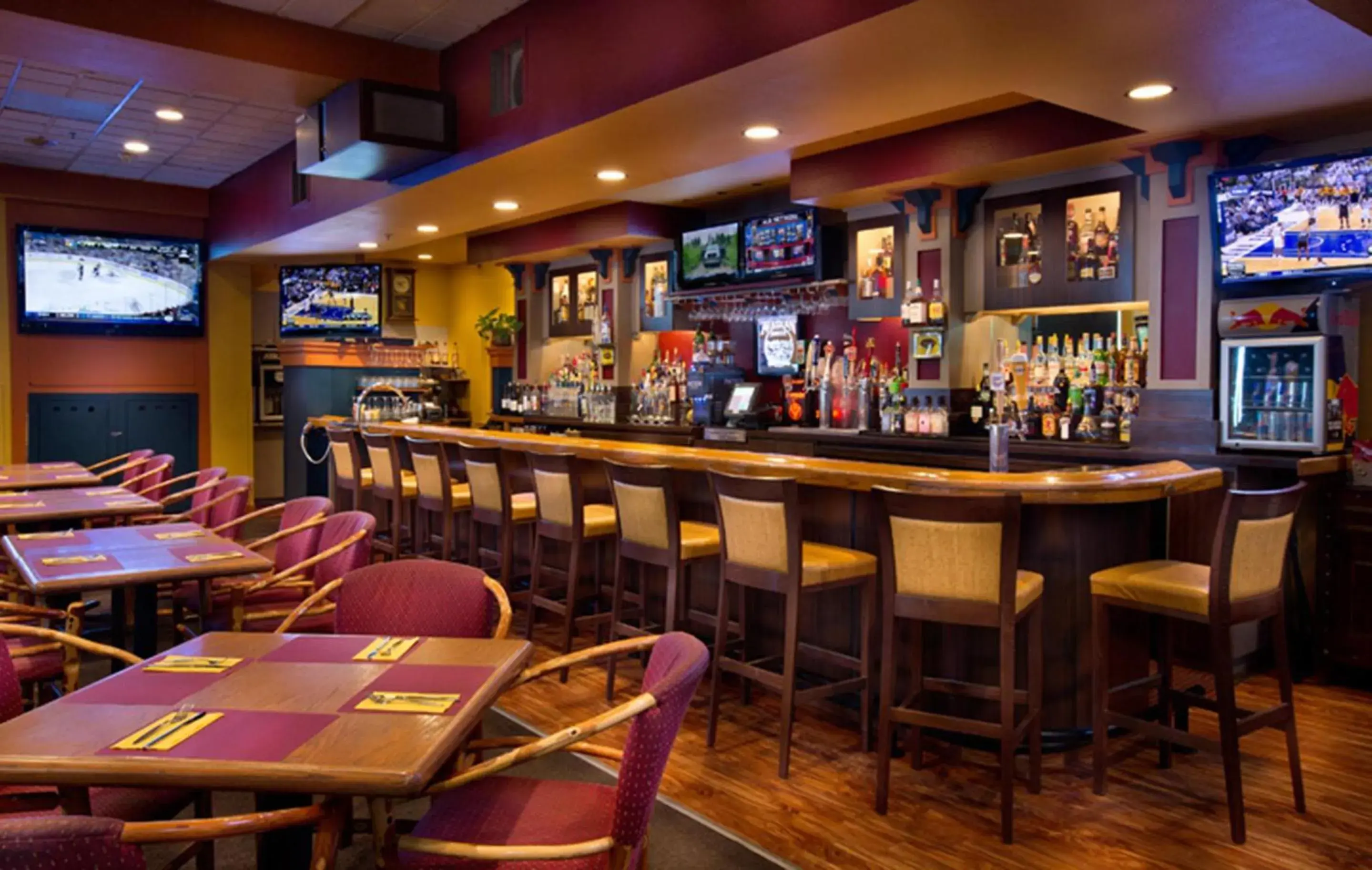 Restaurant/places to eat in Coast Inn at Lake Hood Restaurant/places to eat in Coast Inn at Lake Hood