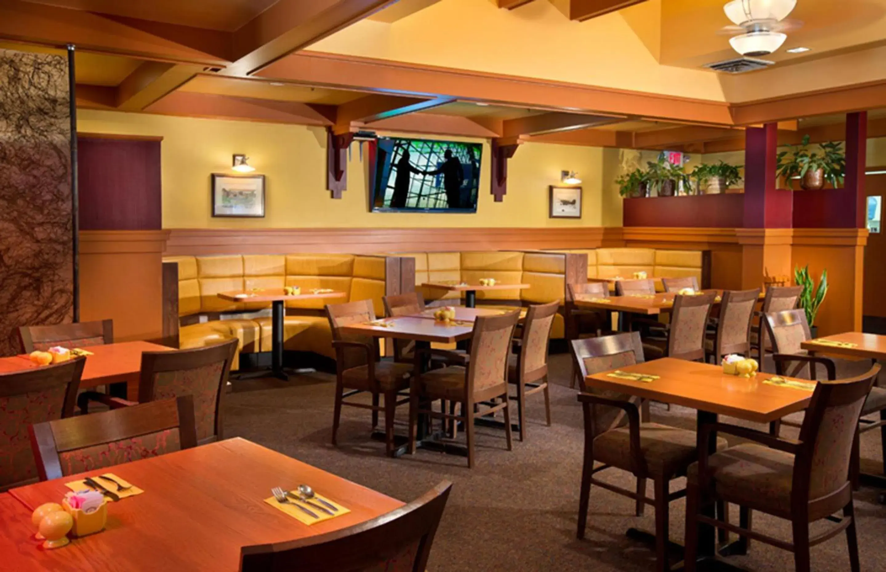 Restaurant/places to eat in Coast Inn at Lake Hood Restaurant/places to eat in Coast Inn at Lake Hood