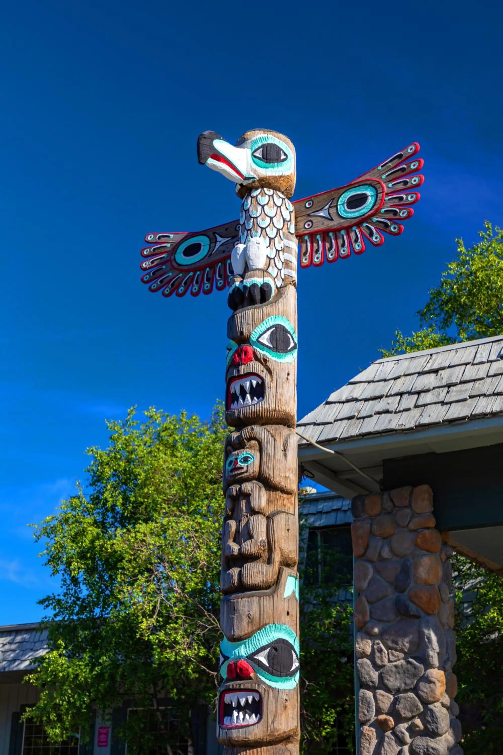 Property building in Coast Inn at Lake Hood