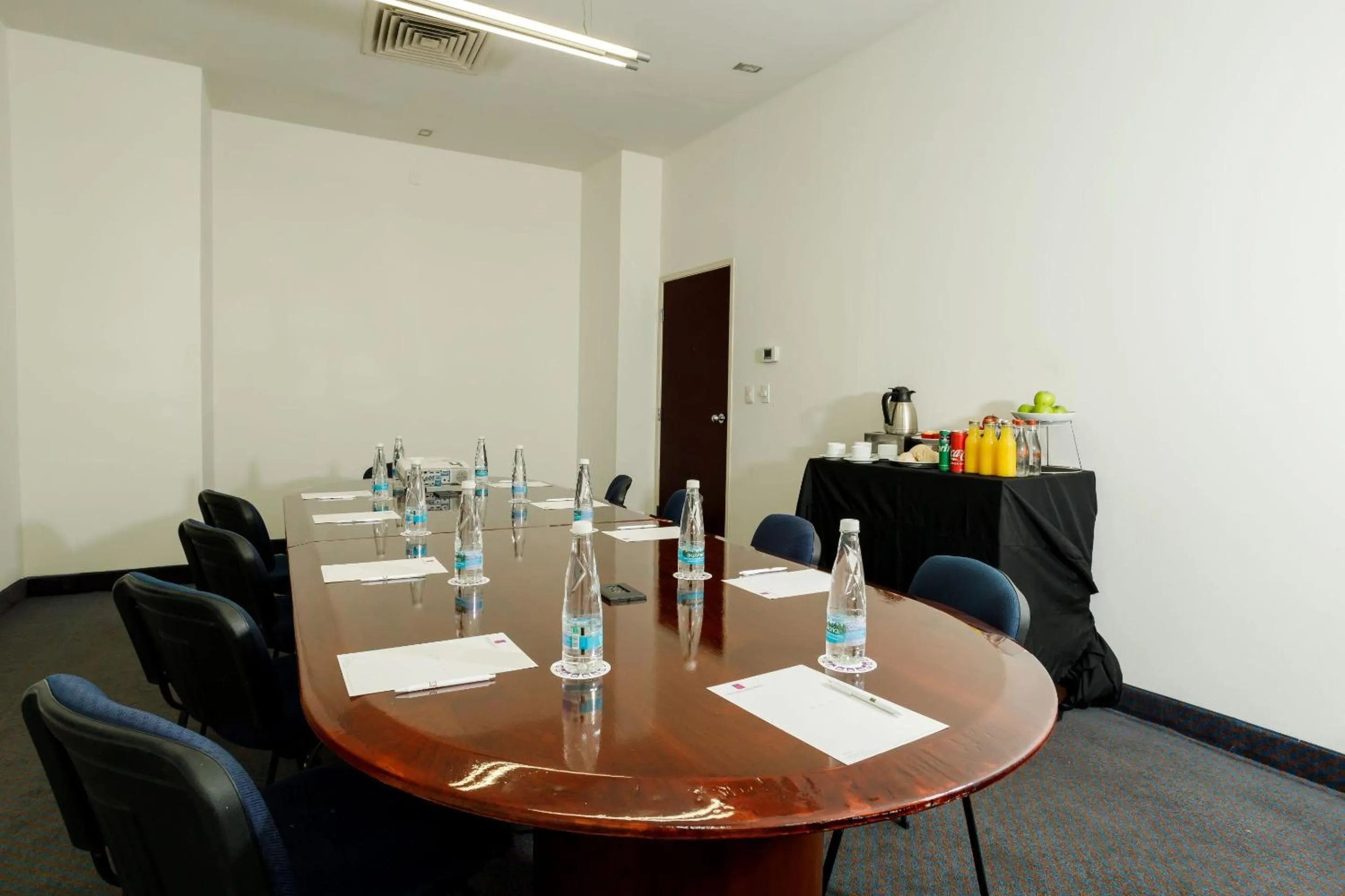 Business facilities in Camino Real Pachuca