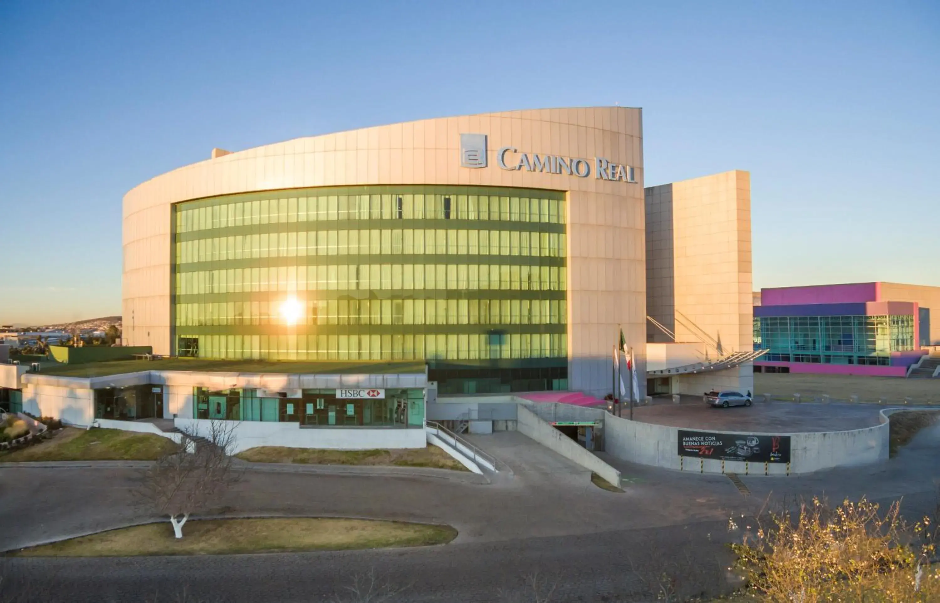 Facade/entrance in Camino Real Pachuca Facade/entrance in Camino Real Pachuca