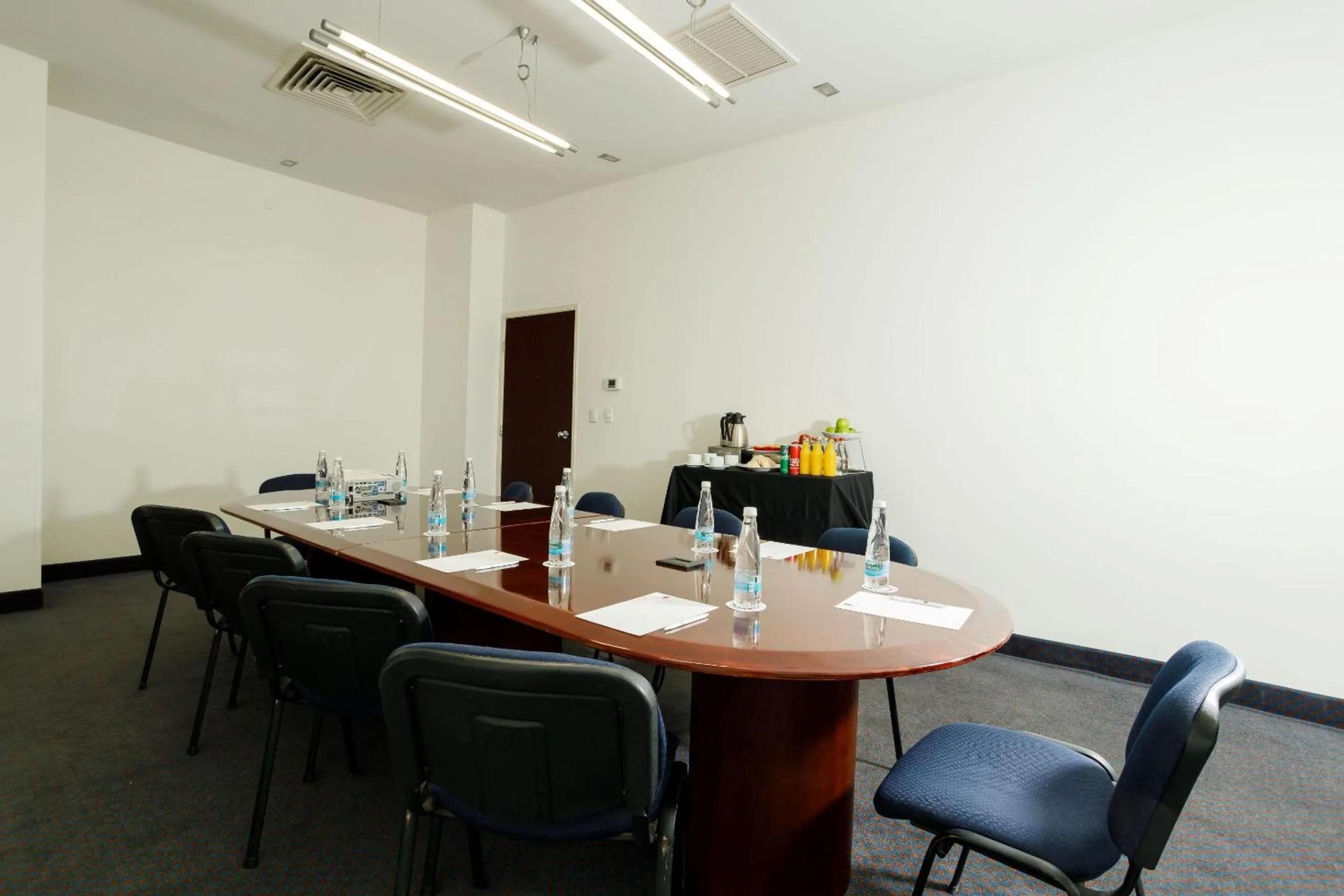 Business facilities in Camino Real Pachuca