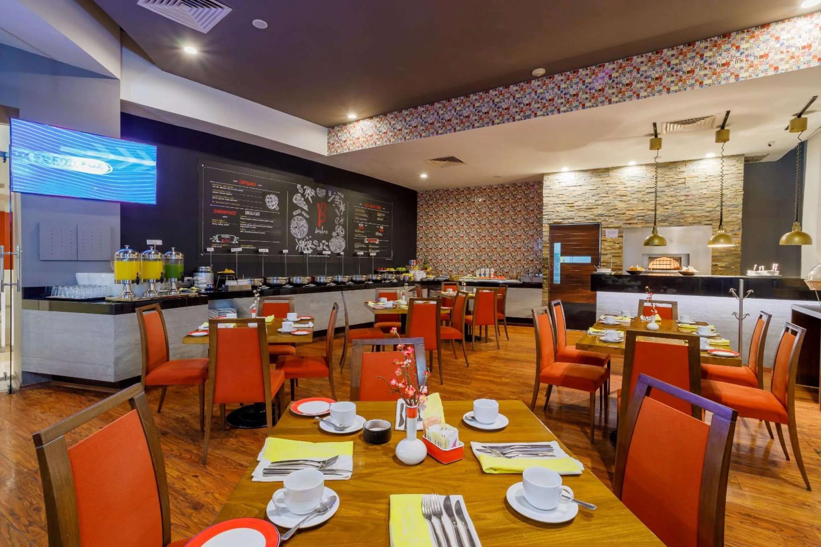 Restaurant/places to eat in Camino Real Pachuca