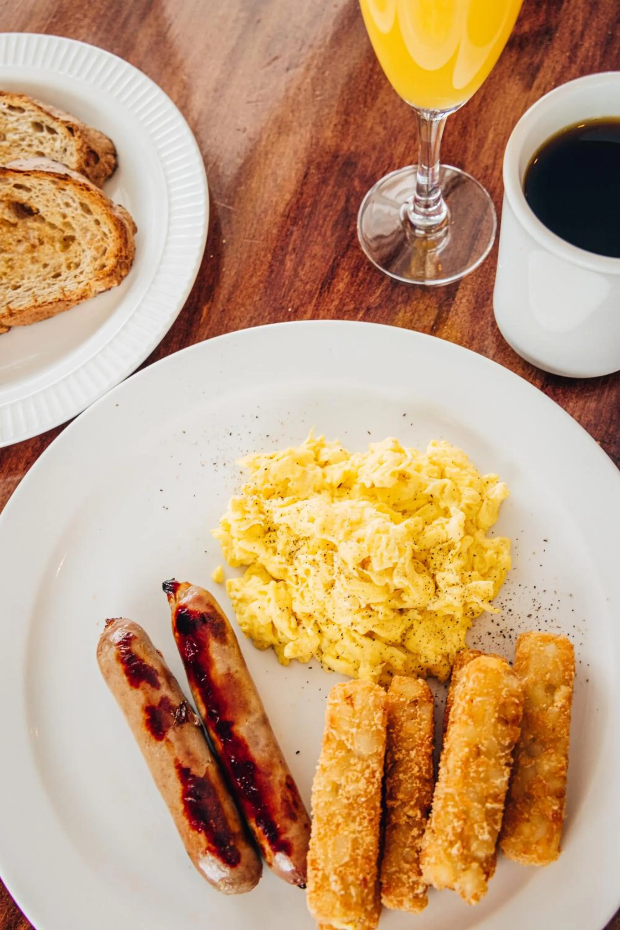 Breakfast in The Loyalist Country Inn & Conference Centre