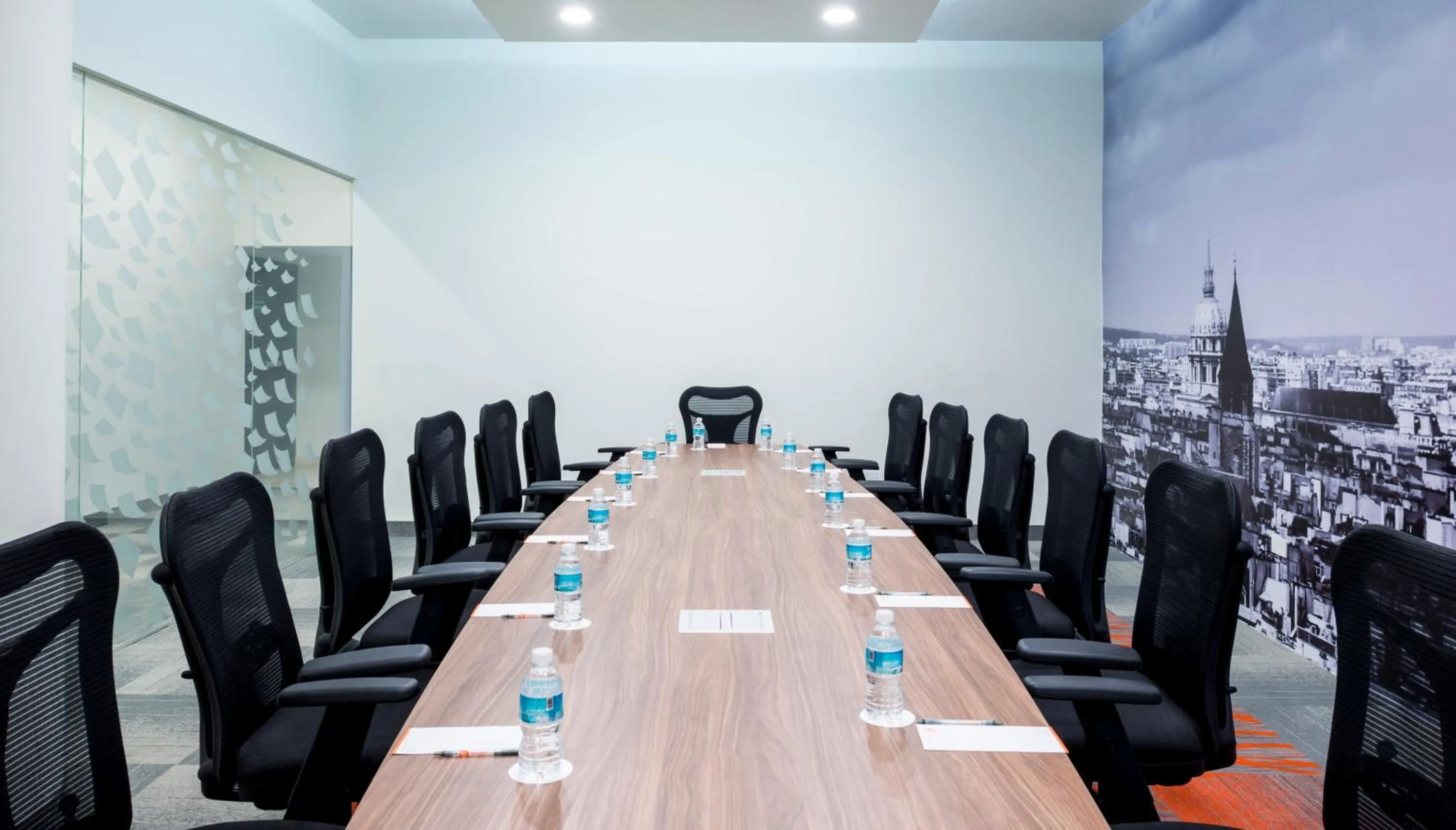 Meeting/conference room in Real Inn Tijuana by Camino Real Hoteles