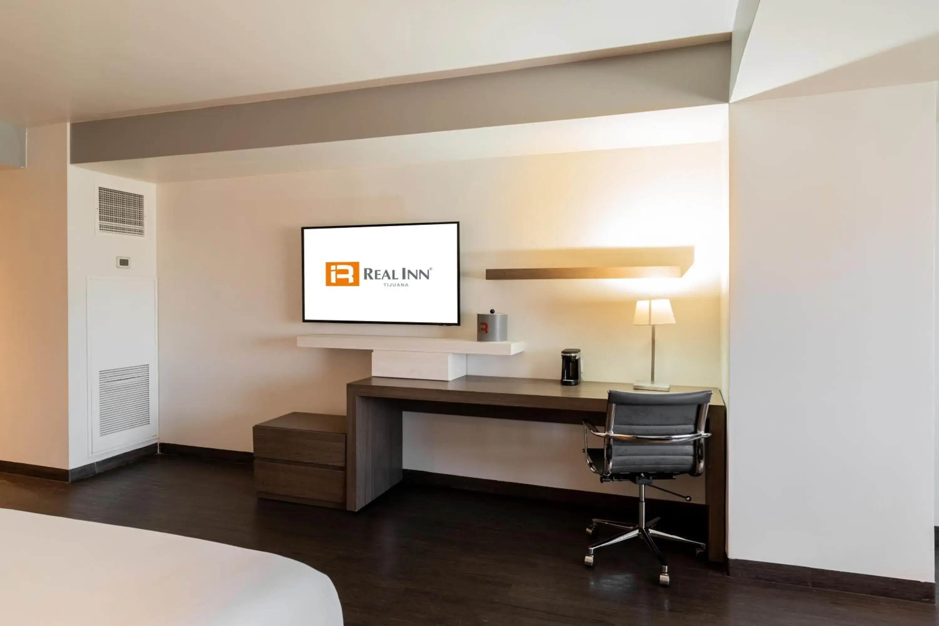 Deluxe King in Real Inn Tijuana by Camino Real Hoteles Deluxe King in Real Inn Tijuana by Camino Real Hoteles