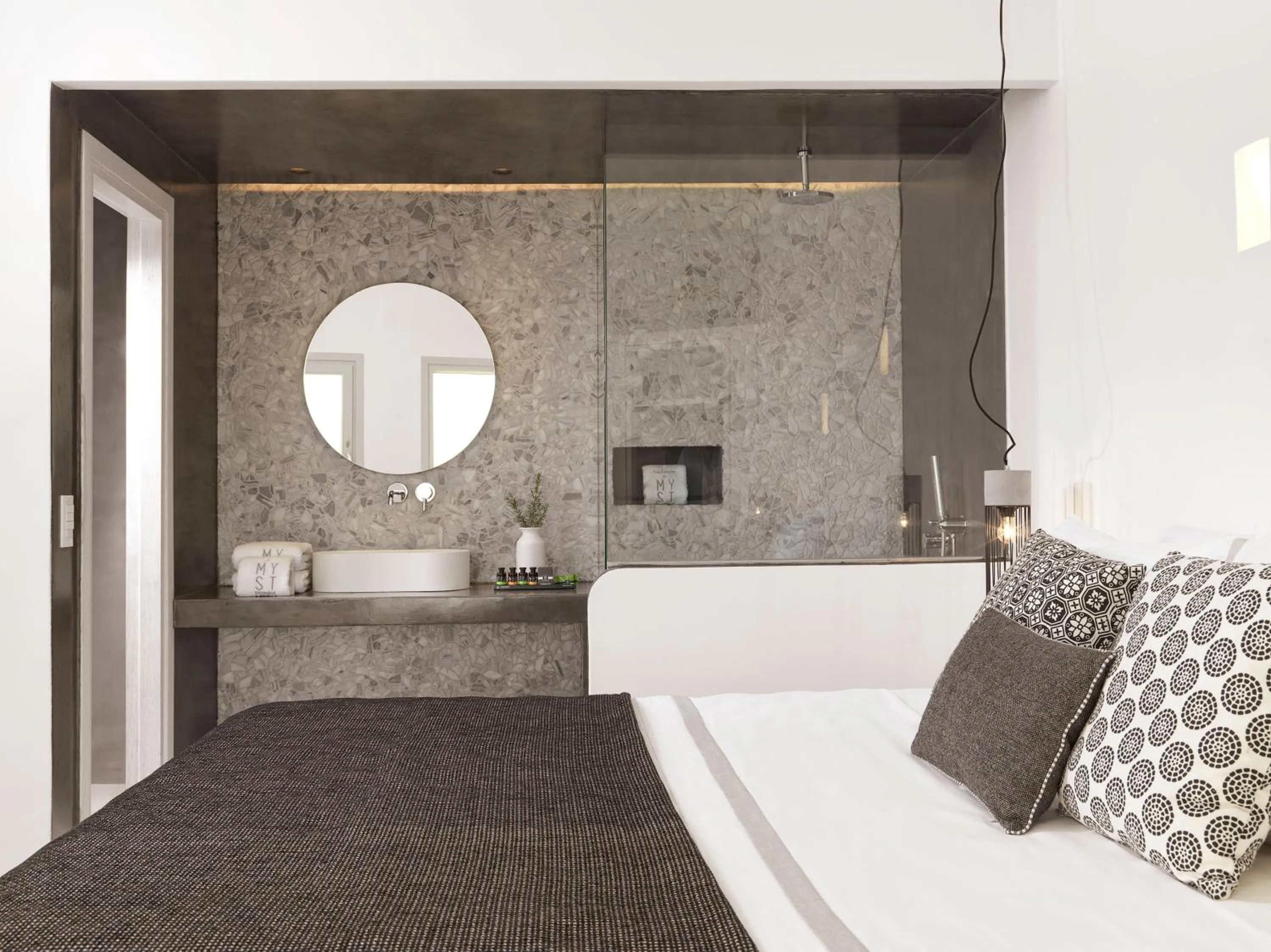 Bathroom, Bed in Myst Boutique Hotel