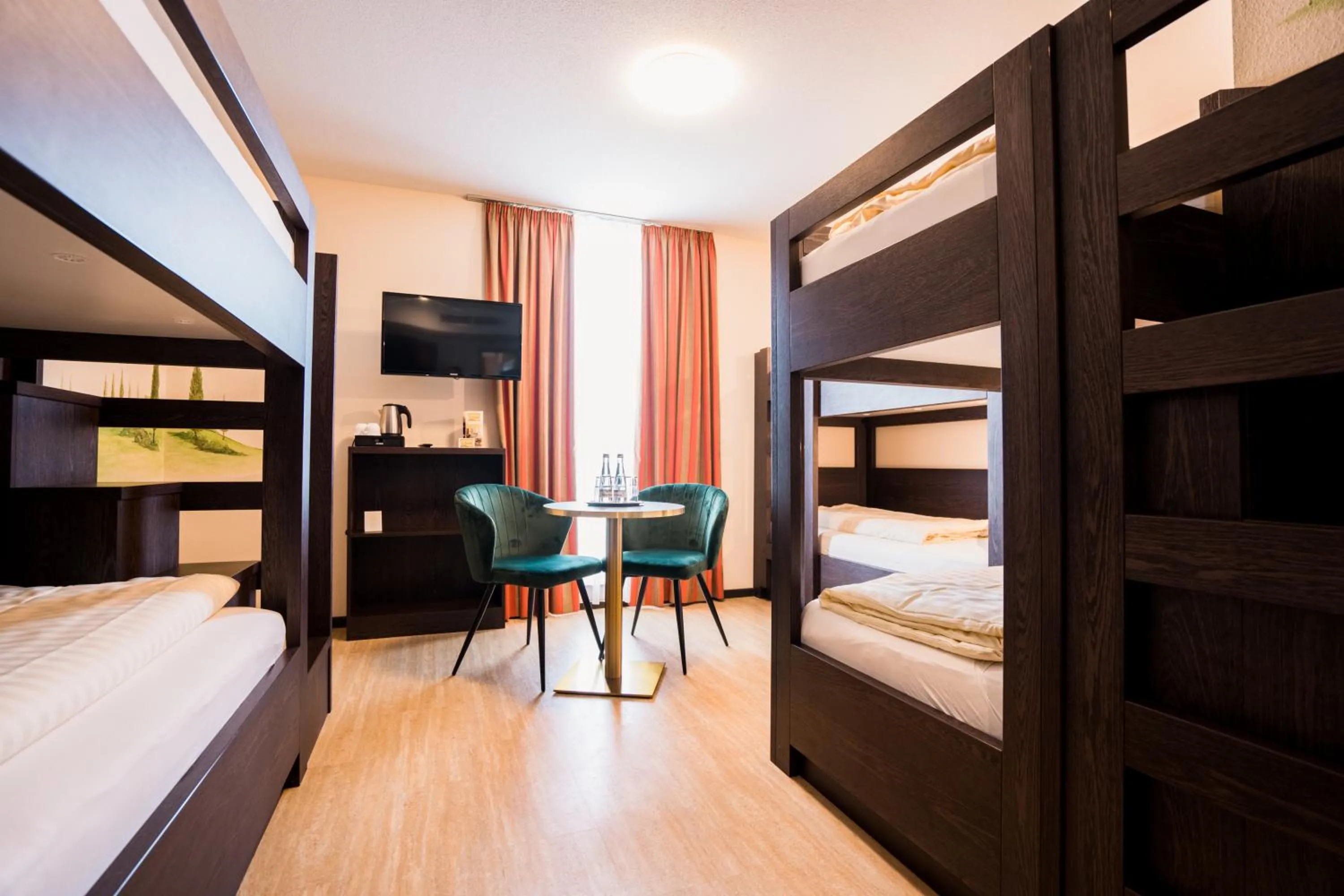 Bed in Hotel La Toscana Nähe Europapark und Rulantica