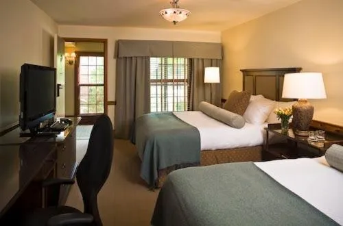 Bed in Pillar and Post Inn & Spa